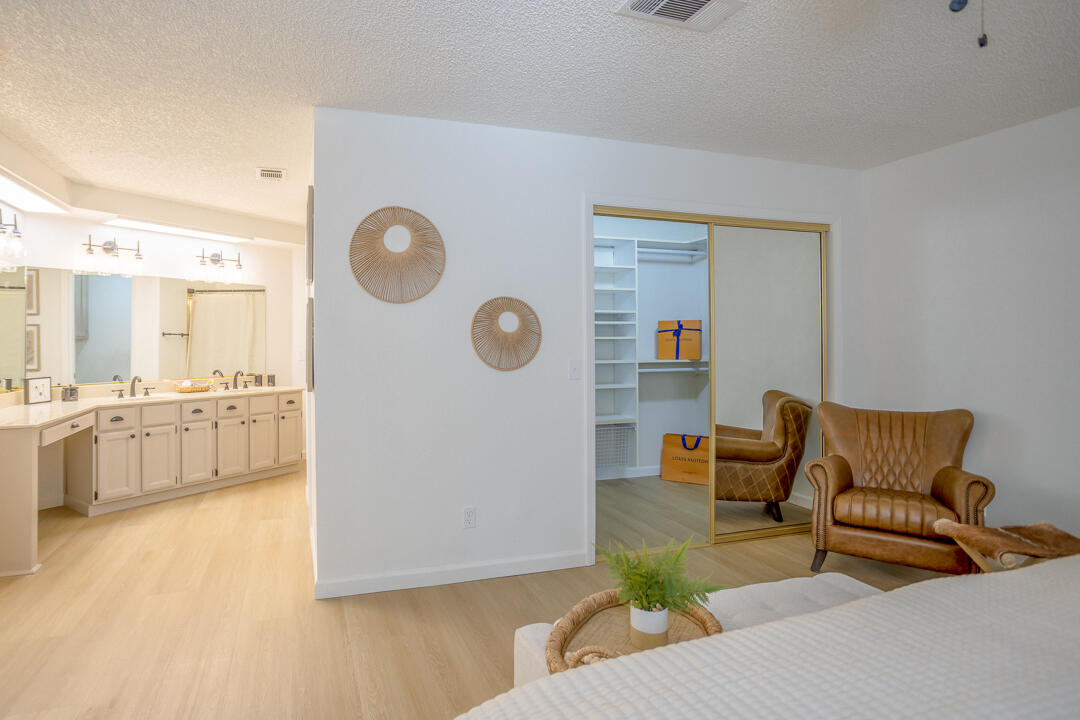 5127 W Westgate Ave, Visalia, CA 93277