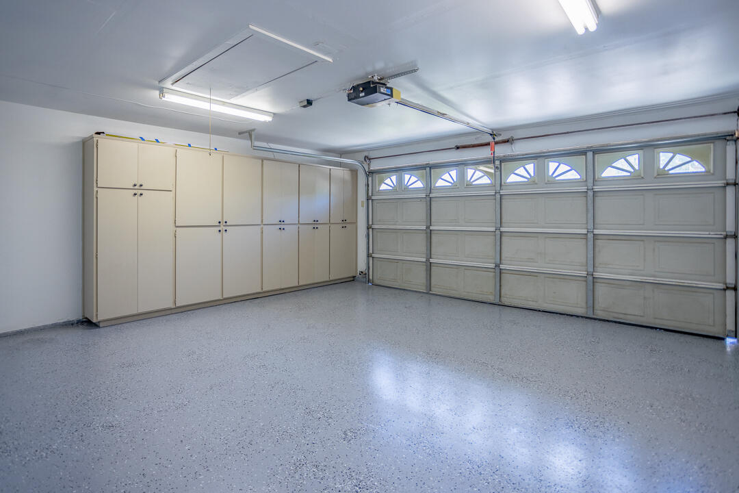 5127 W Westgate Ave, Visalia, CA 93277