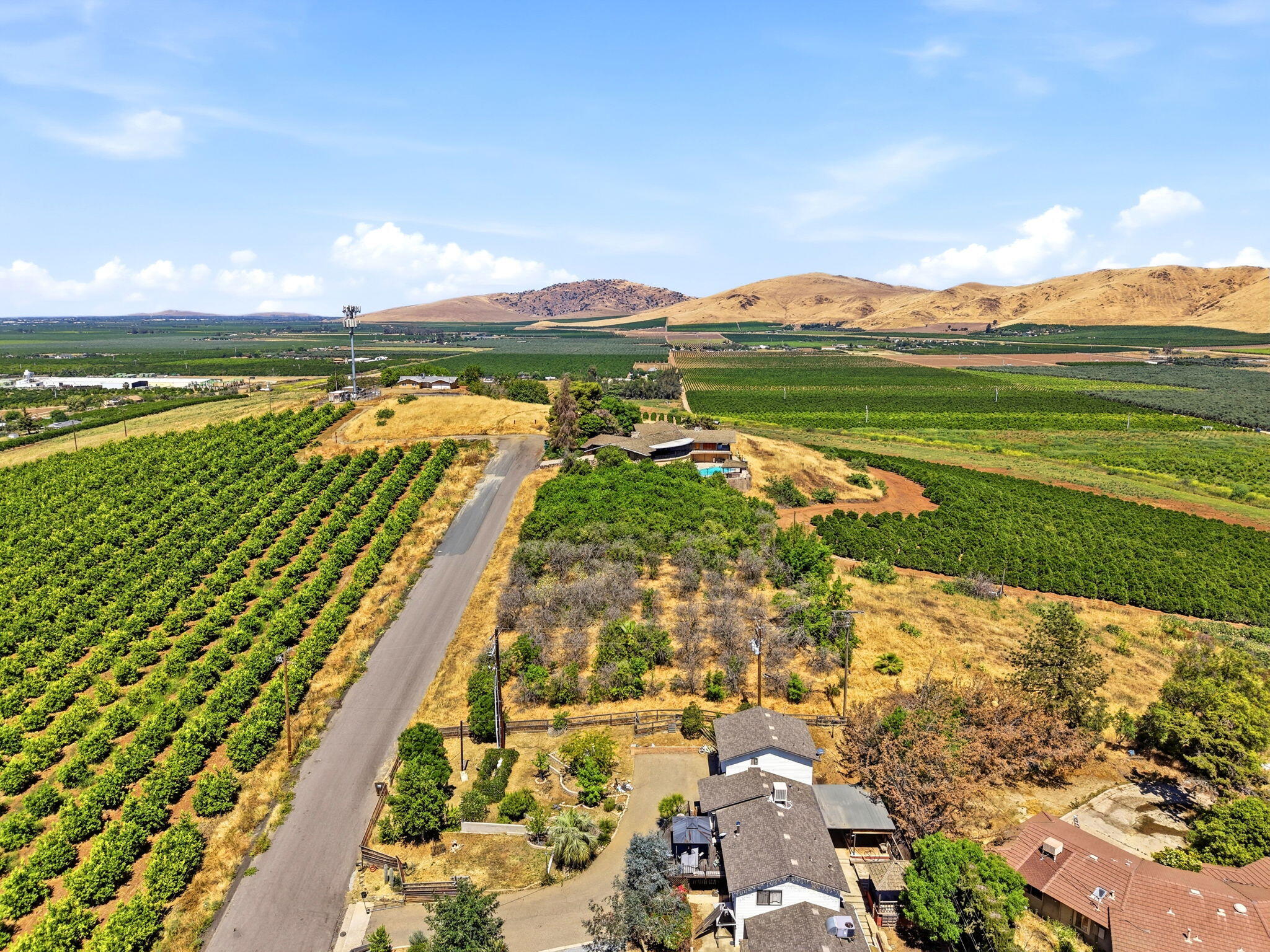 24058 Rancho Vista Ave, Lindsay, CA 93247