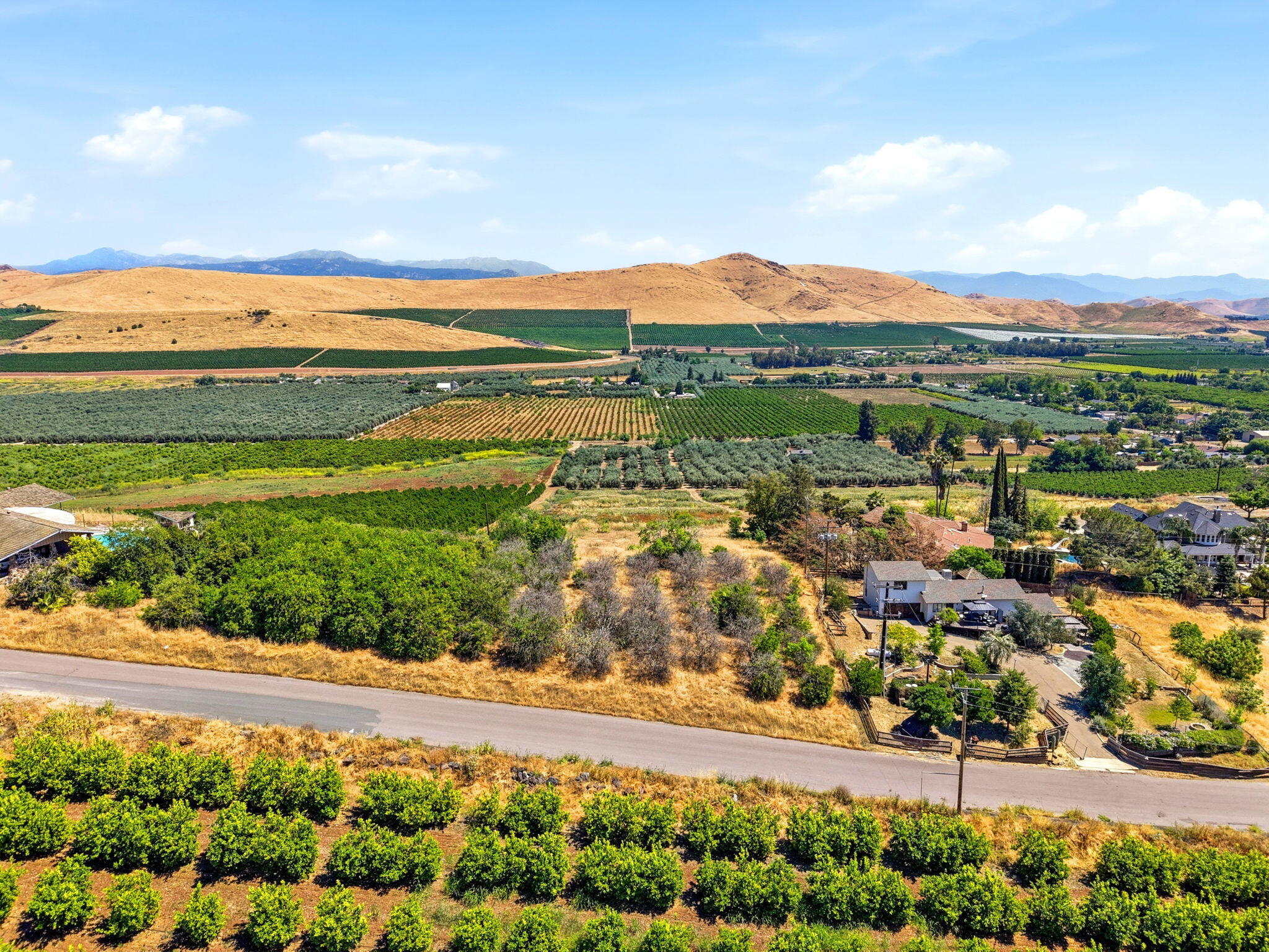 24058 Rancho Vista Ave, Lindsay, CA 93247