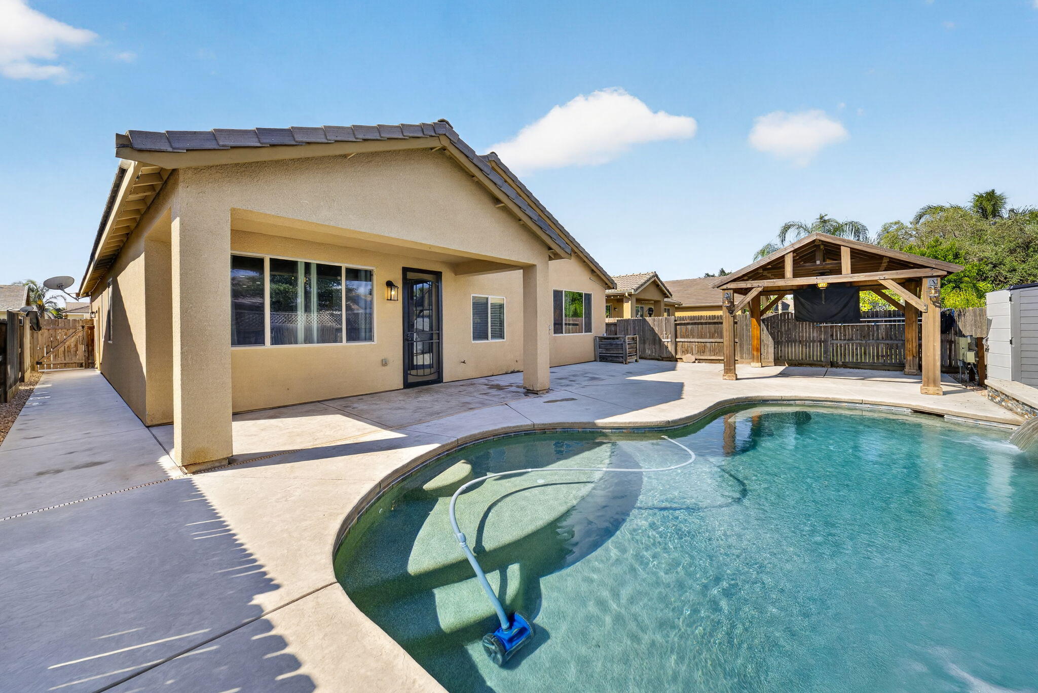 3602 W Sweet, Visalia, CA 93291