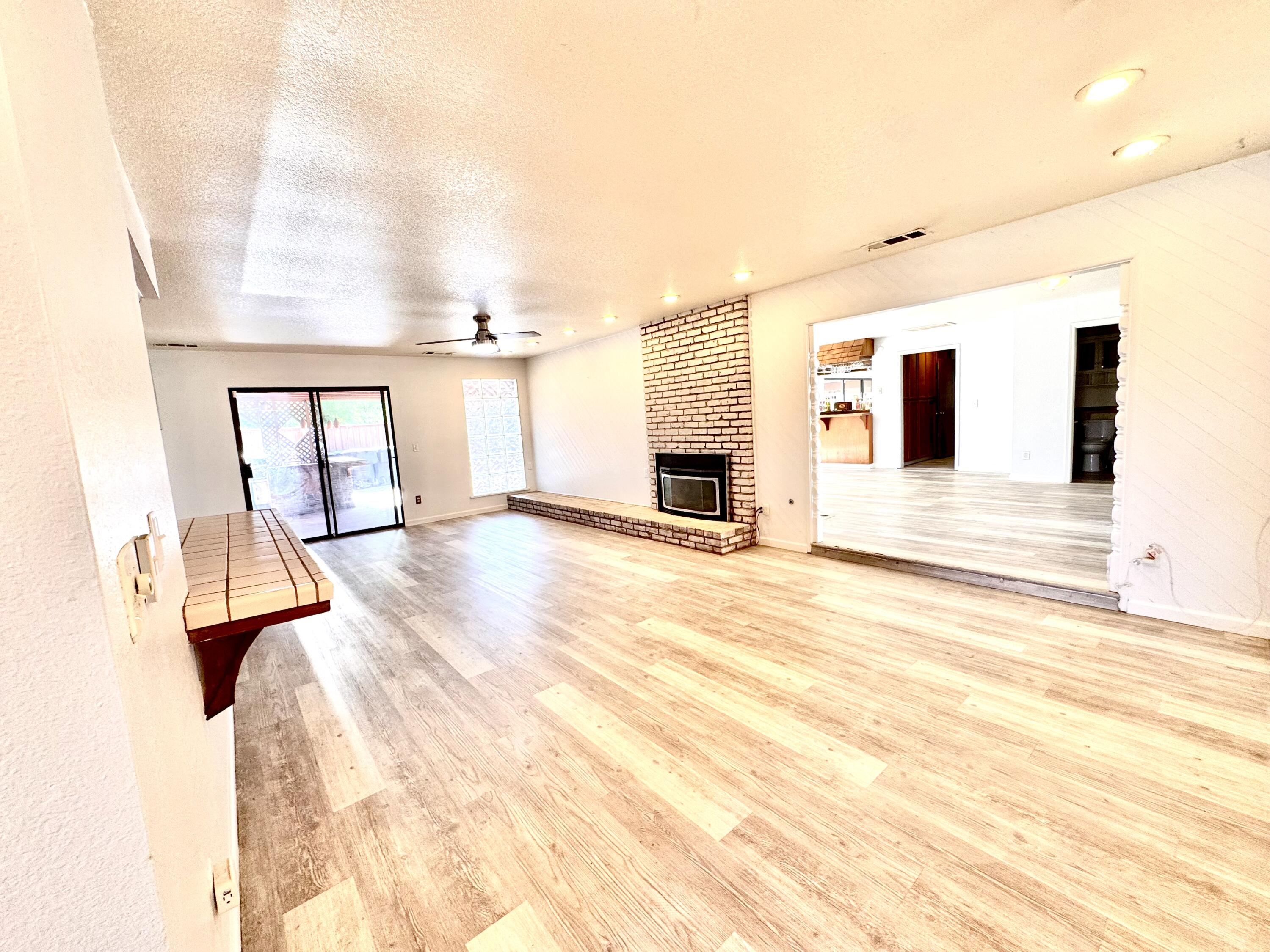 3841 W Cherry Ave, Visalia, CA 93277