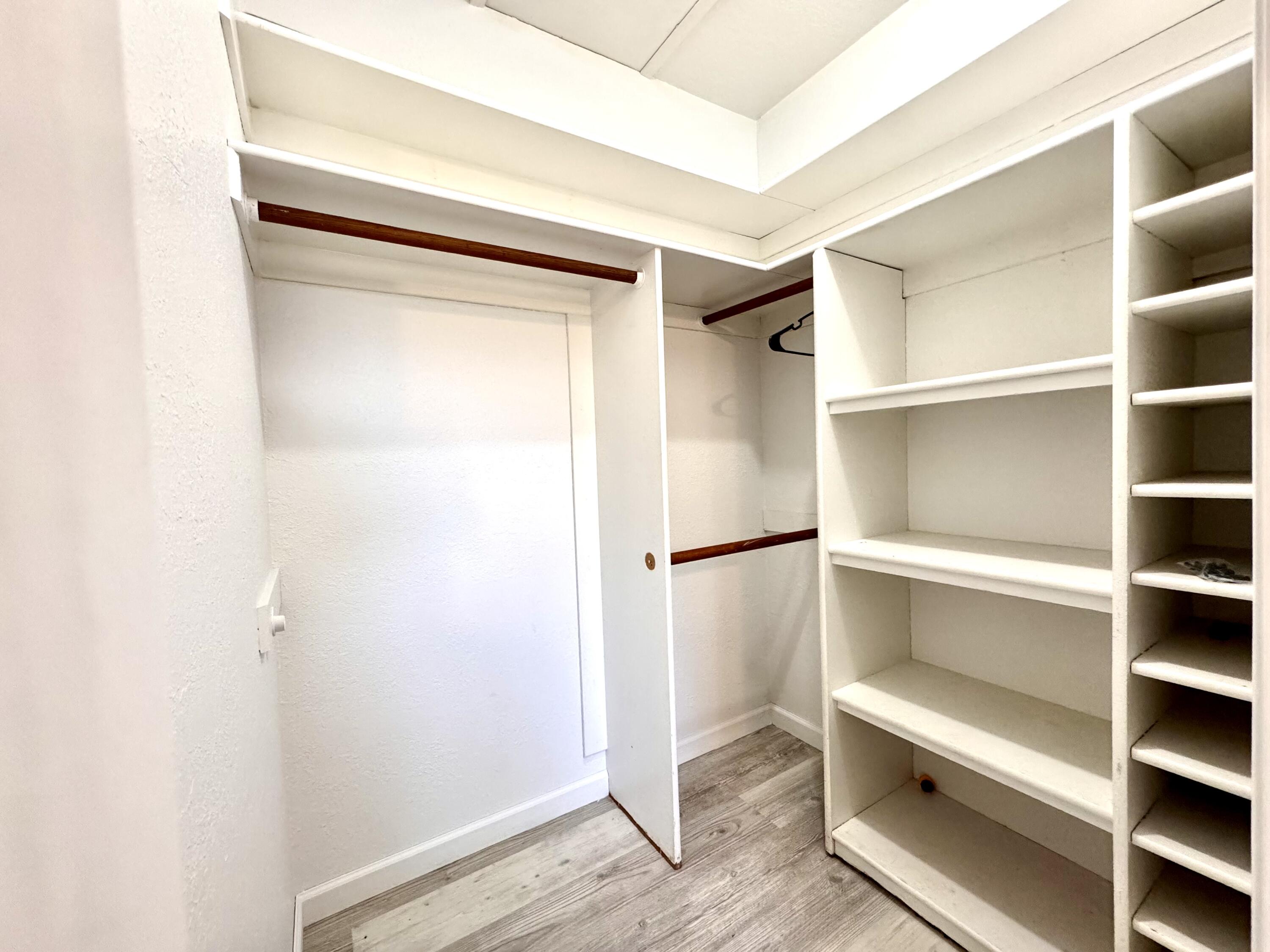 3841 W Cherry Ave, Visalia, CA 93277