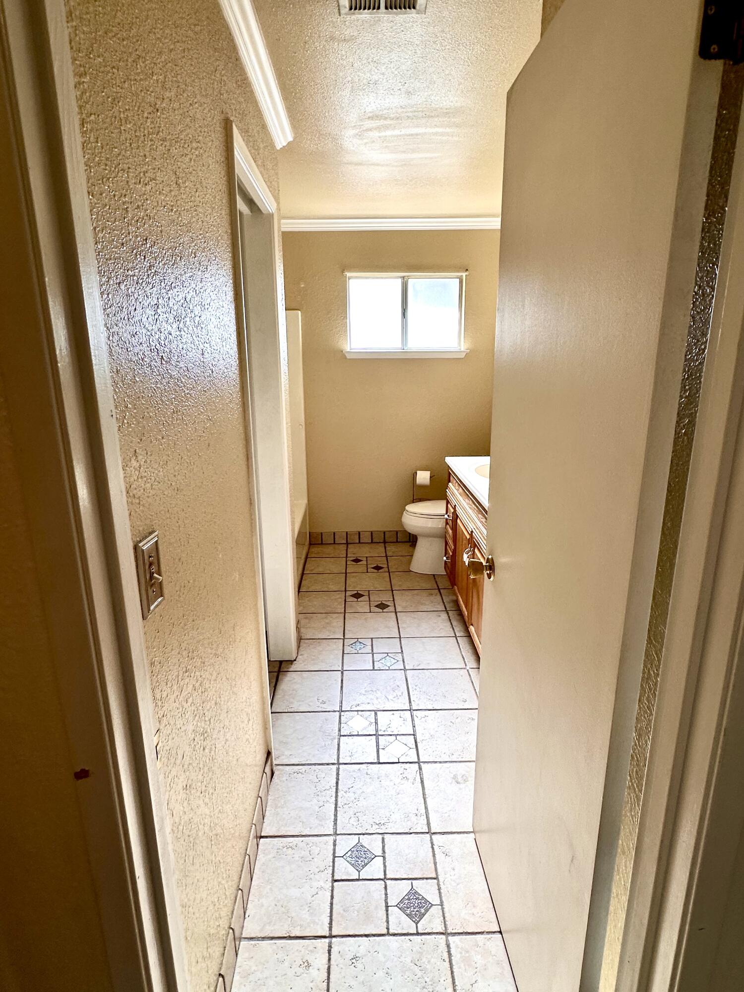 1351 W Westfield Ave, Porterville, CA 93257