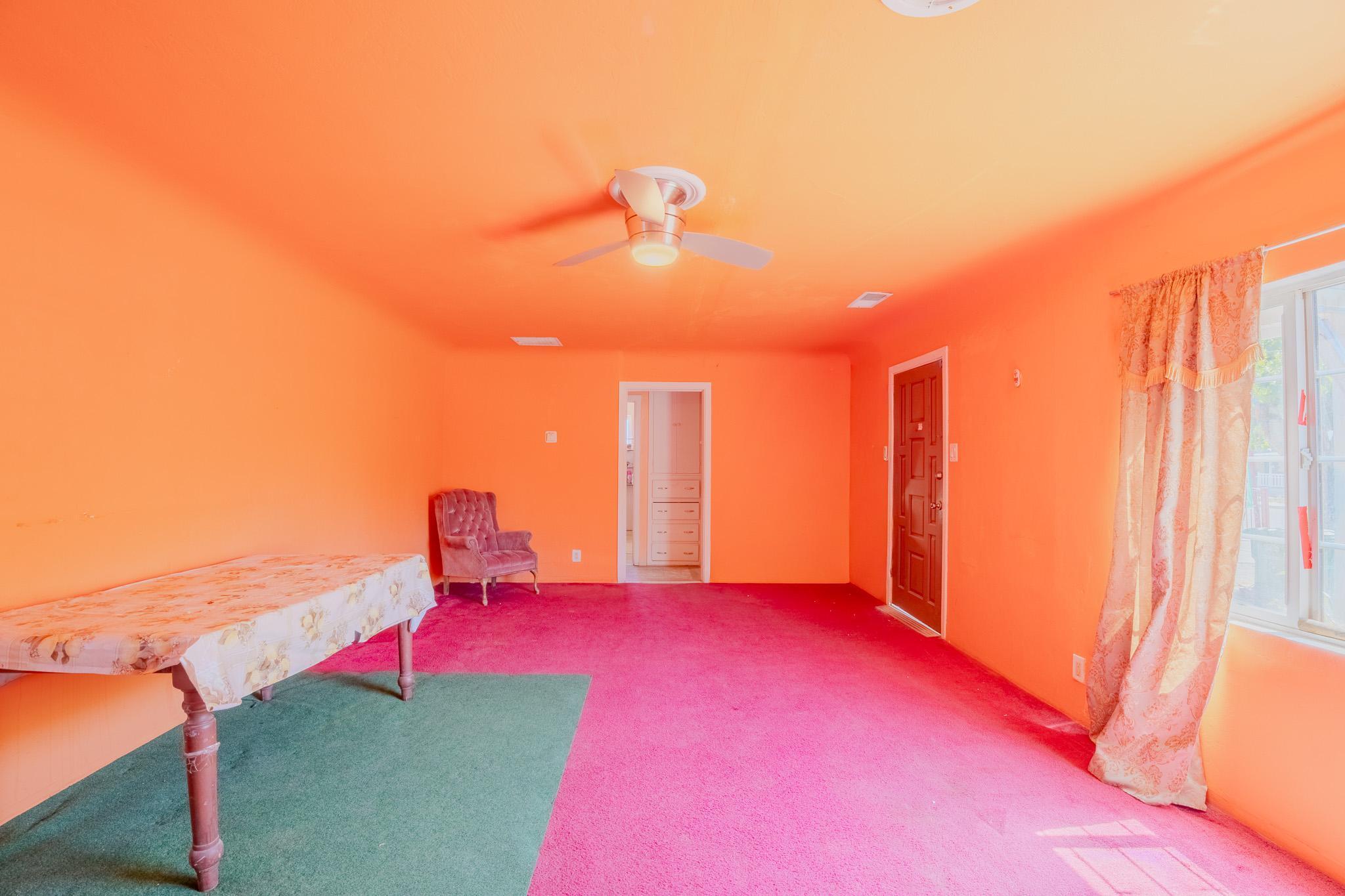 513 E Tulare St, Avenal, CA 93204