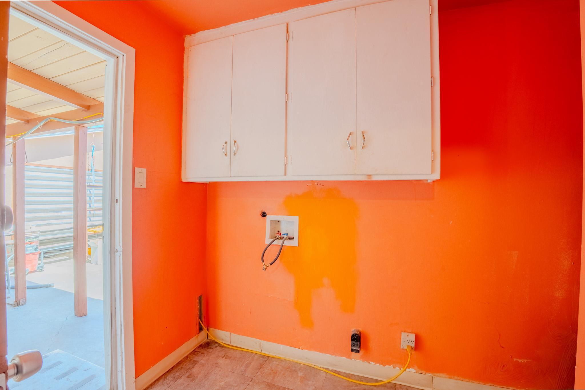 513 E Tulare St, Avenal, CA 93204