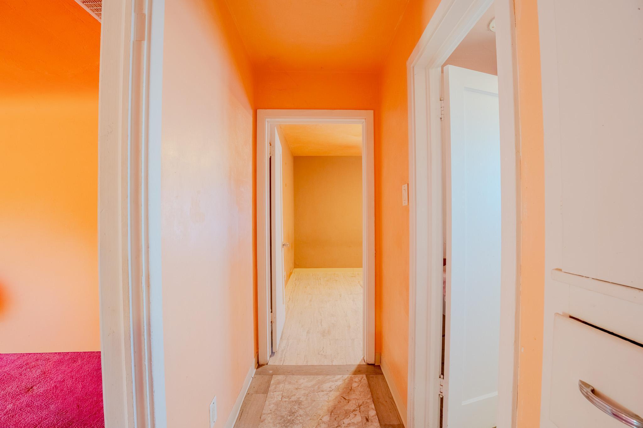 513 E Tulare St, Avenal, CA 93204