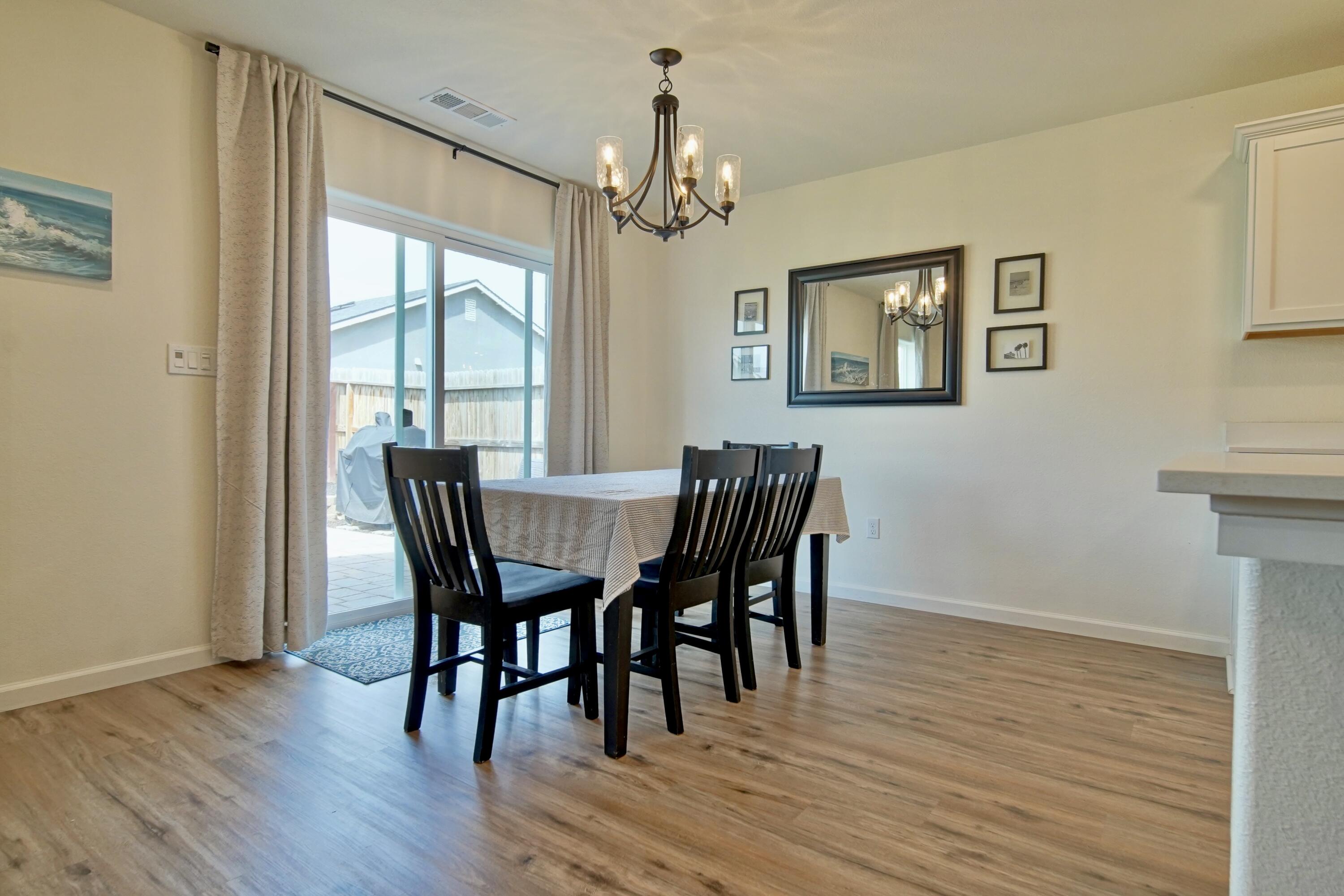 7114 Avenue 310, Visalia, CA 93291