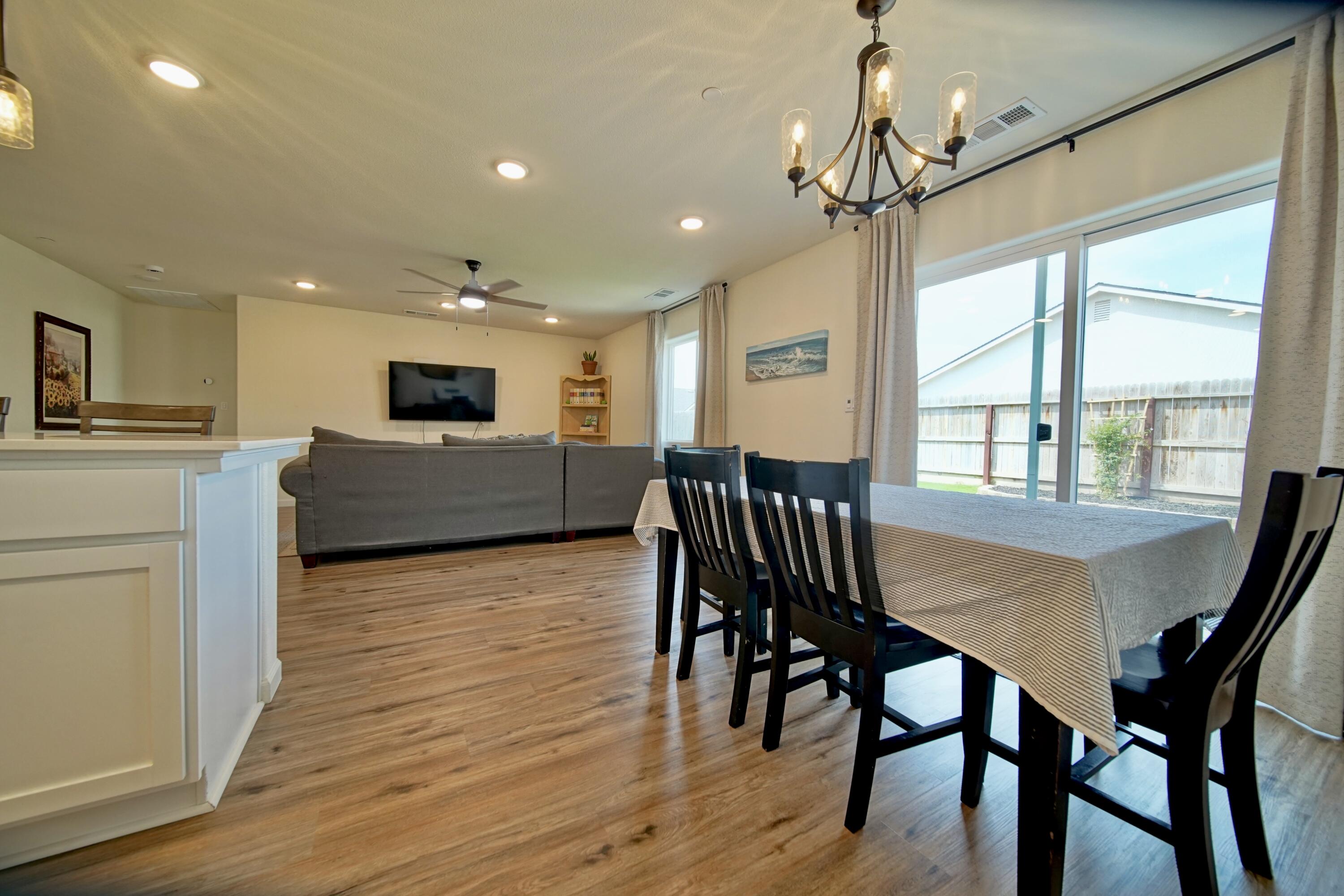 7114 Avenue 310, Visalia, CA 93291