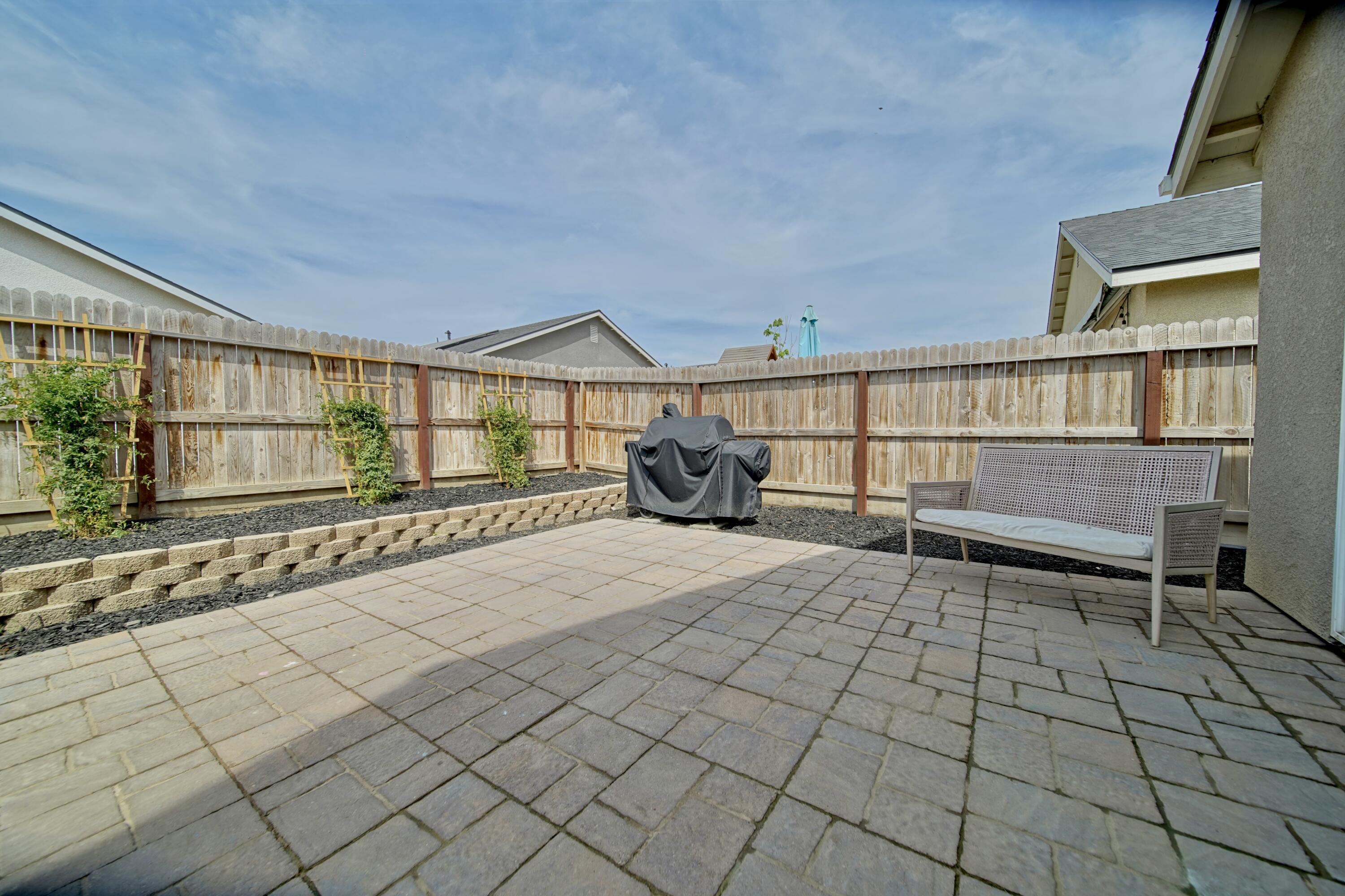 7114 Avenue 310, Visalia, CA 93291