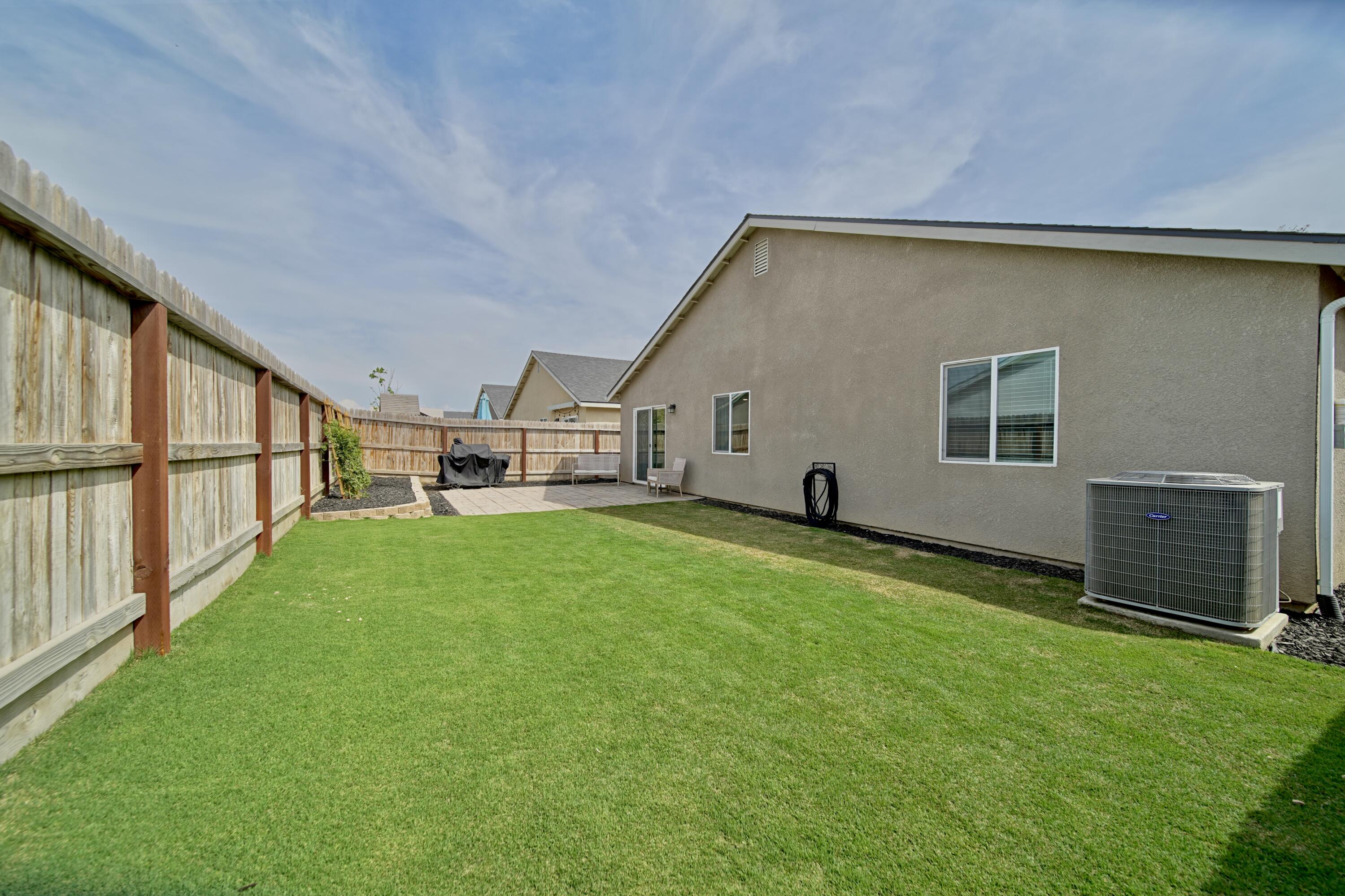 7114 Avenue 310, Visalia, CA 93291