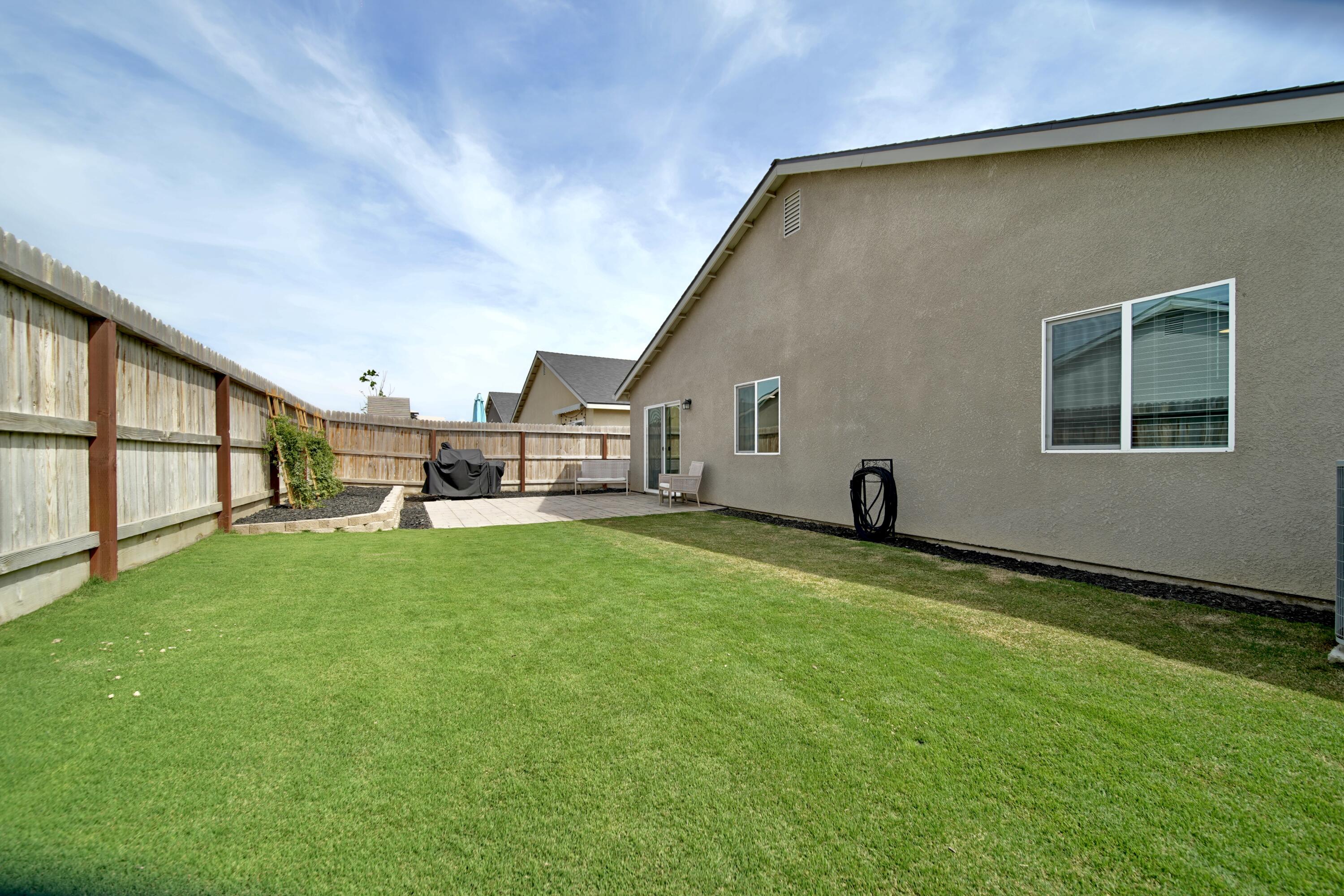 7114 Avenue 310, Visalia, CA 93291