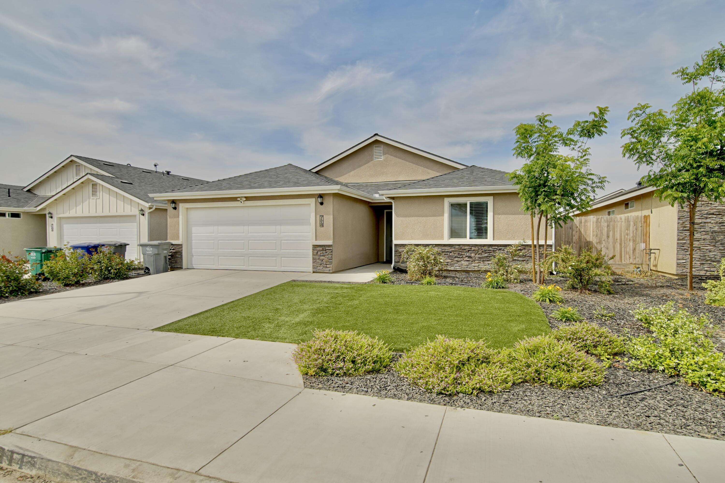 7114 Avenue 310, Visalia, CA 93291