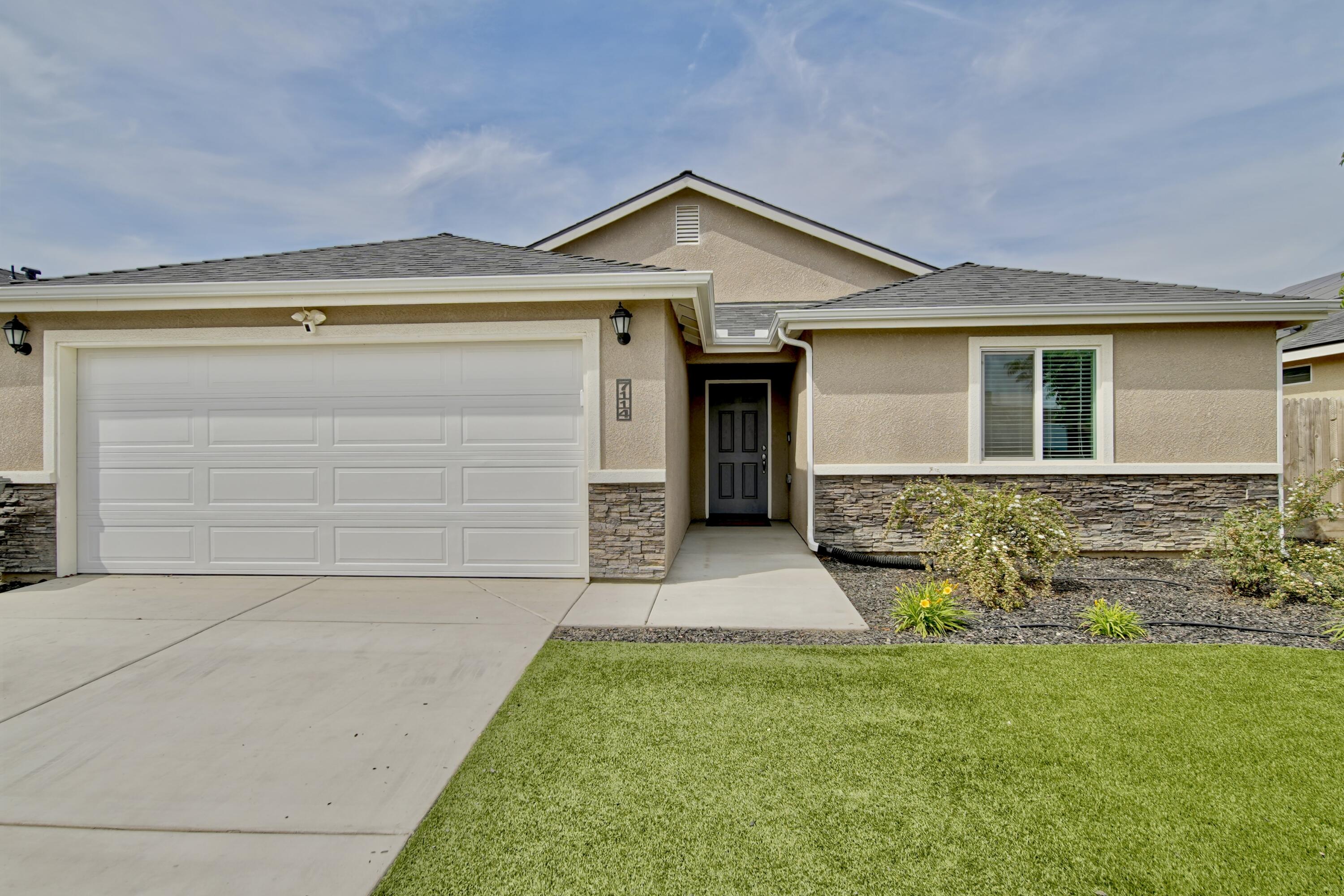 7114 Avenue 310, Visalia, CA 93291