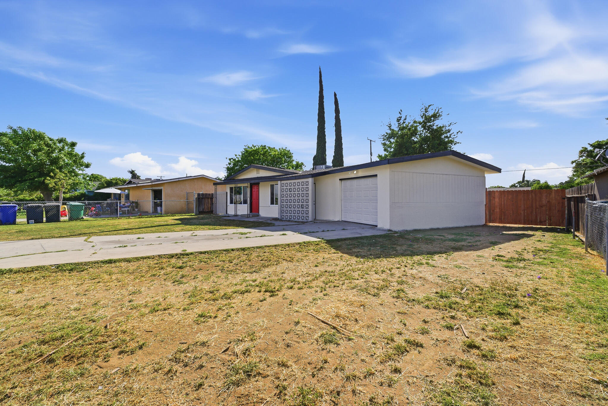 1963 Douglas St, Porterville, CA 93257