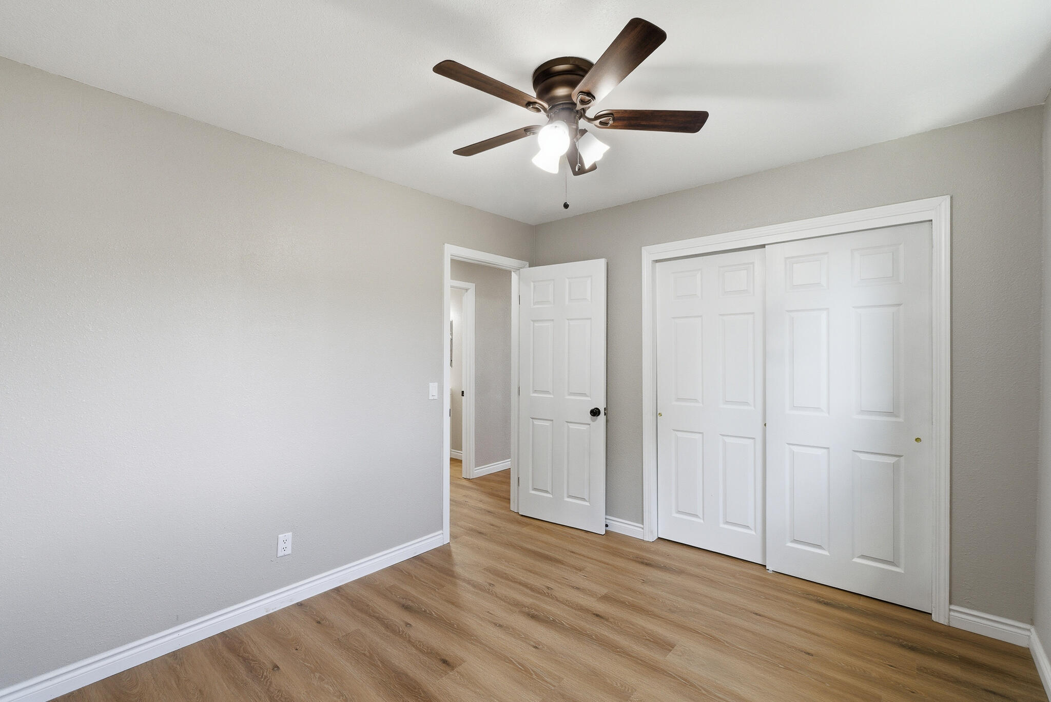 1963 Douglas St, Porterville, CA 93257