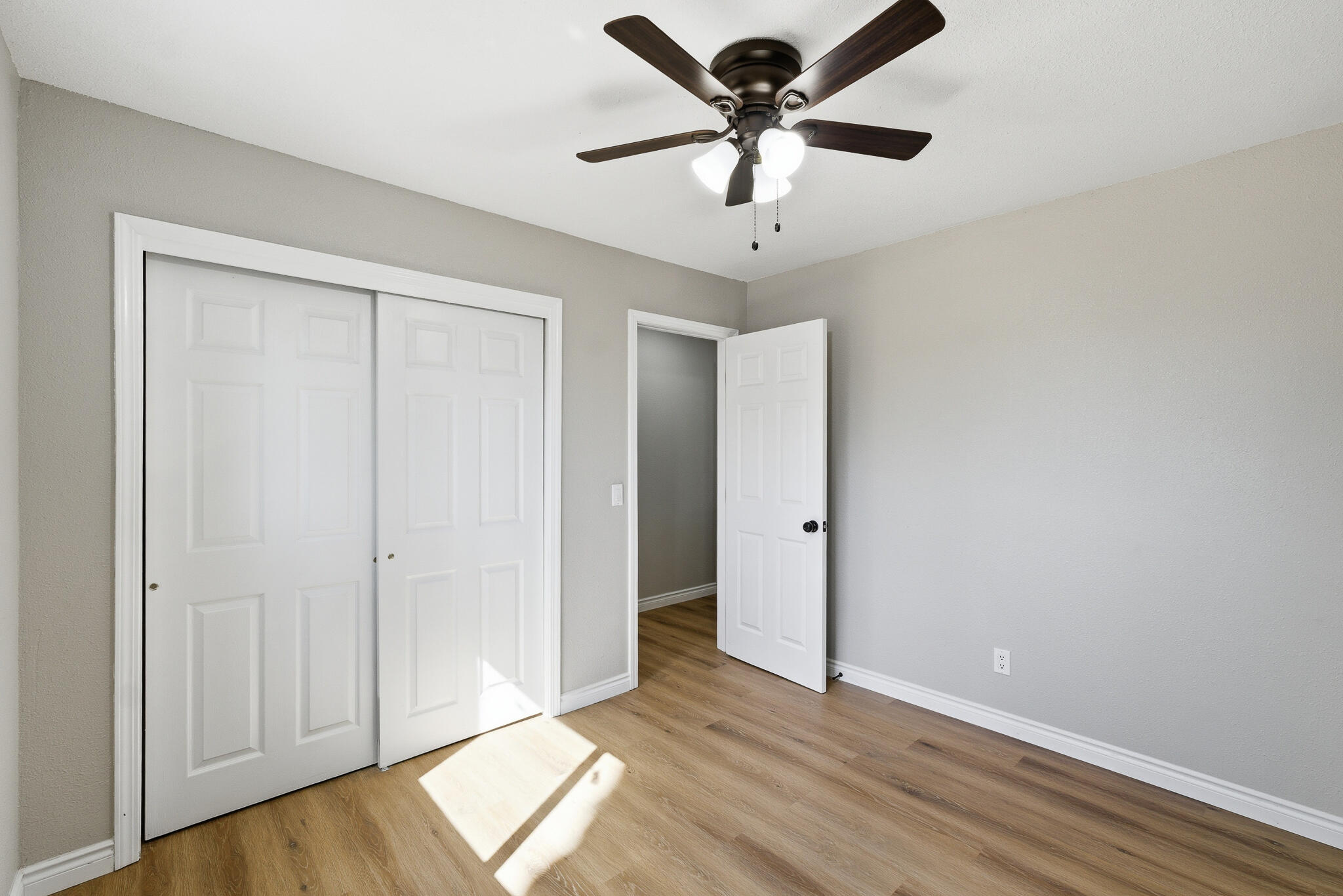 1963 Douglas St, Porterville, CA 93257