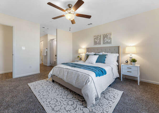 7121 W Wren Ave, Visalia, CA 93291