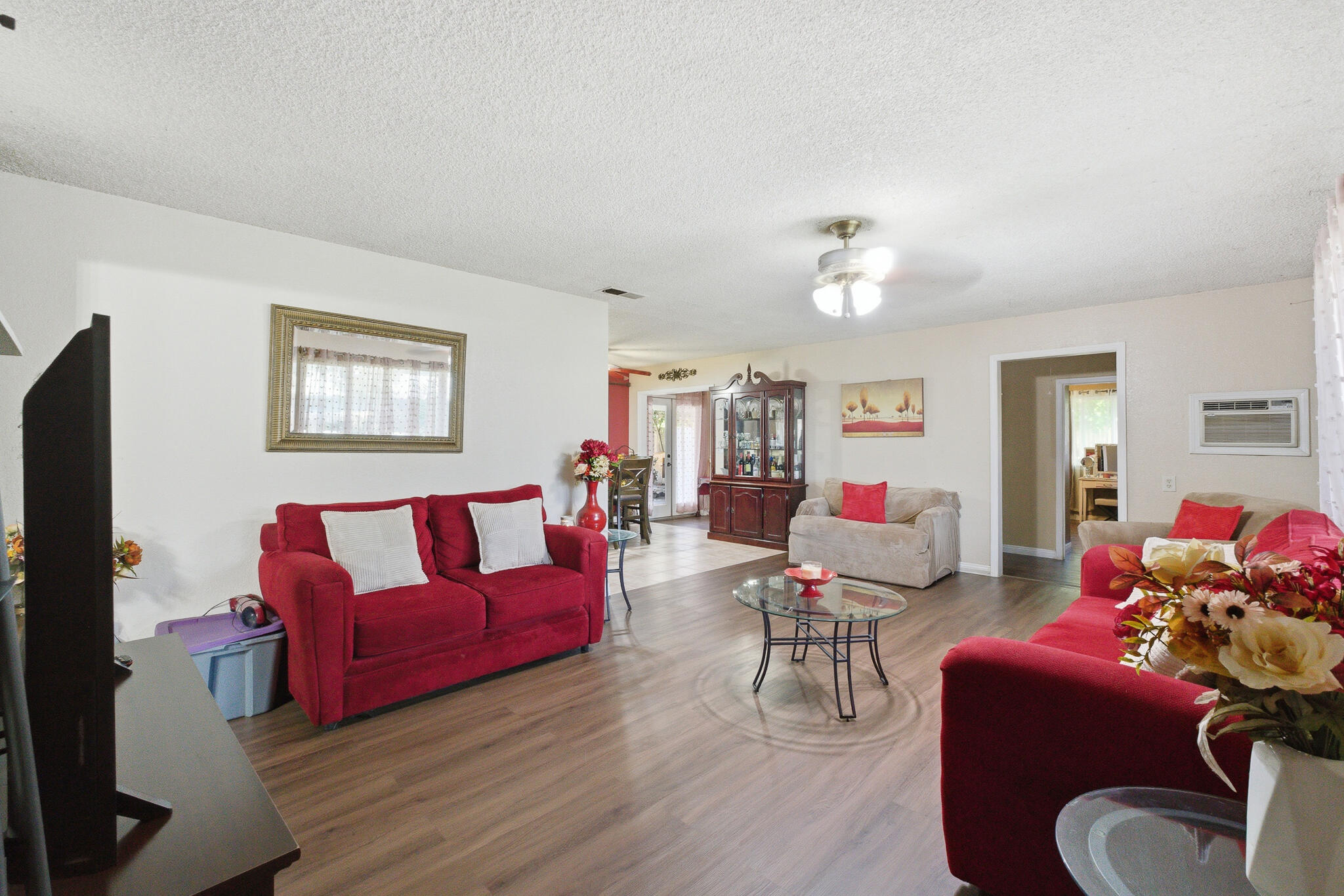 751 W Westfield Ave, Porterville, CA 93257