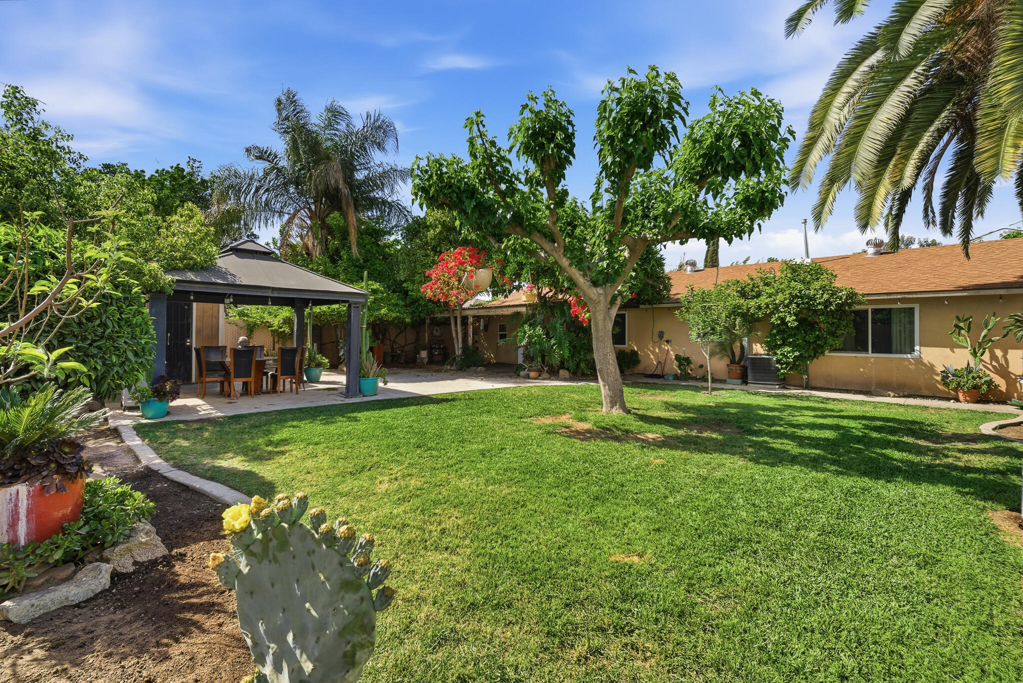 751 W Westfield Ave, Porterville, CA 93257