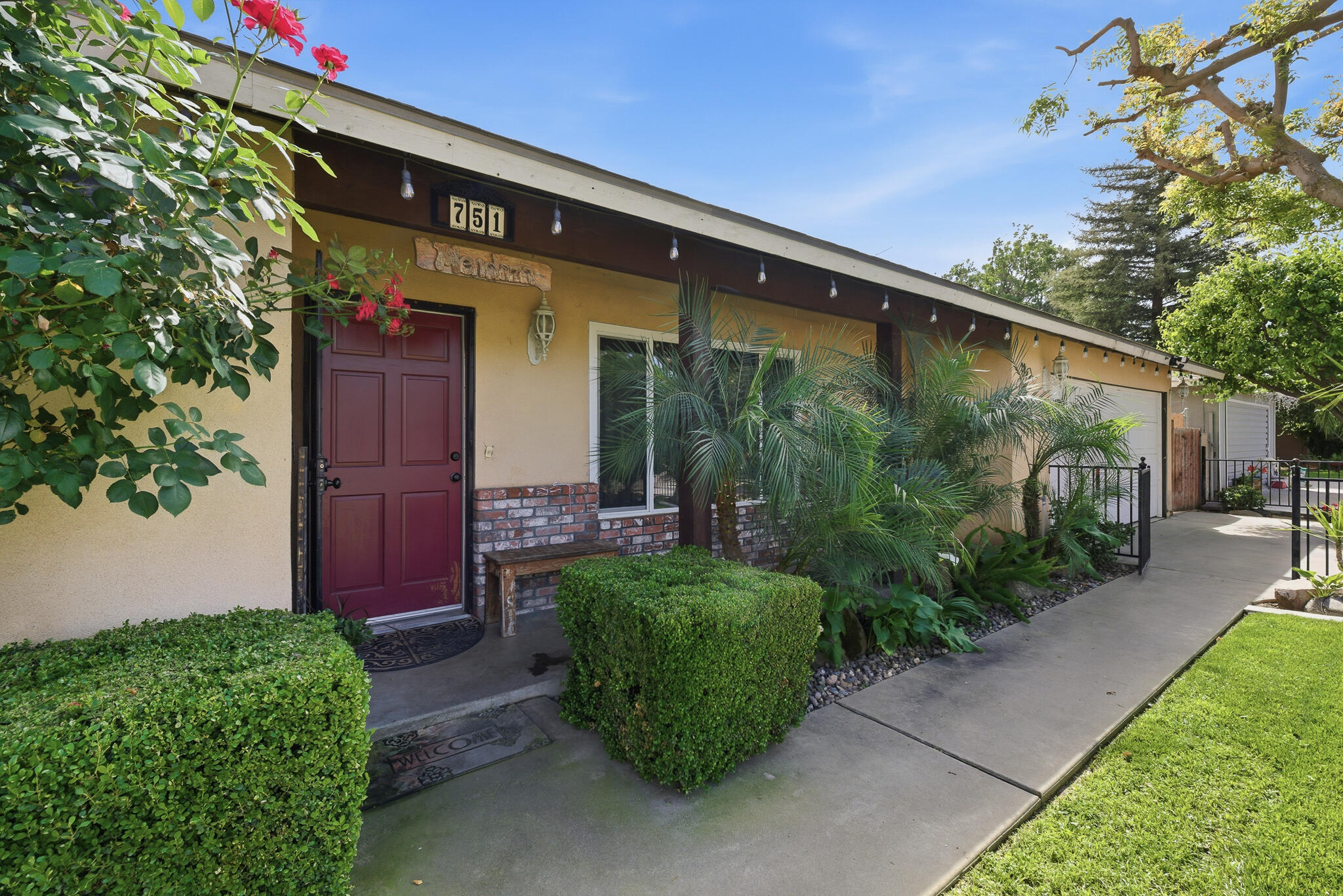 751 W Westfield Ave, Porterville, CA 93257