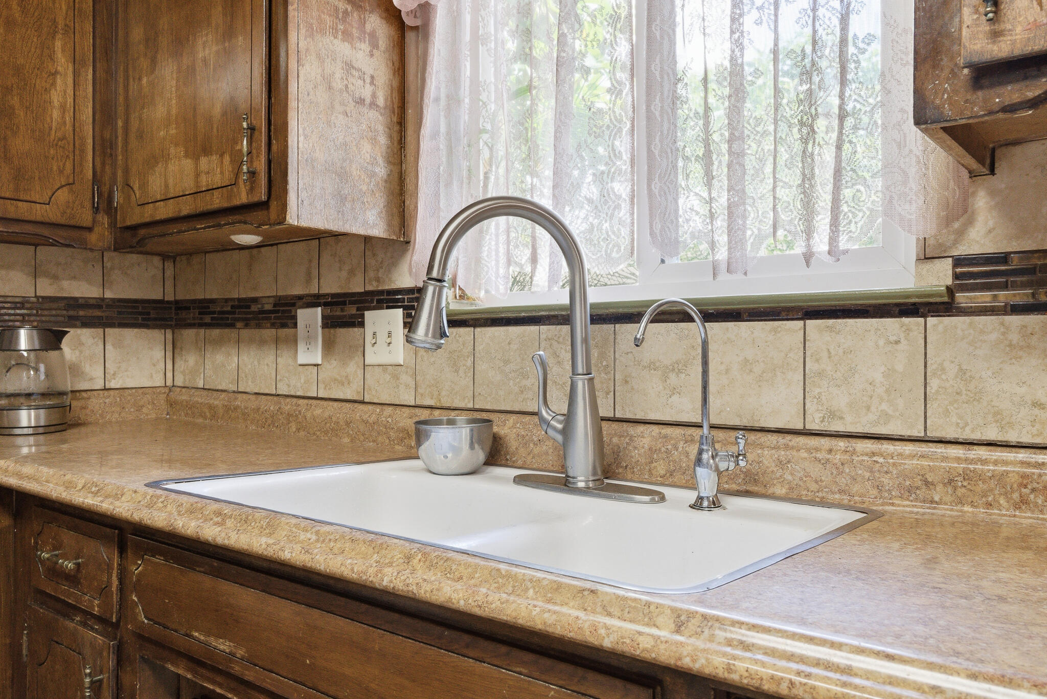 751 W Westfield Ave, Porterville, CA 93257