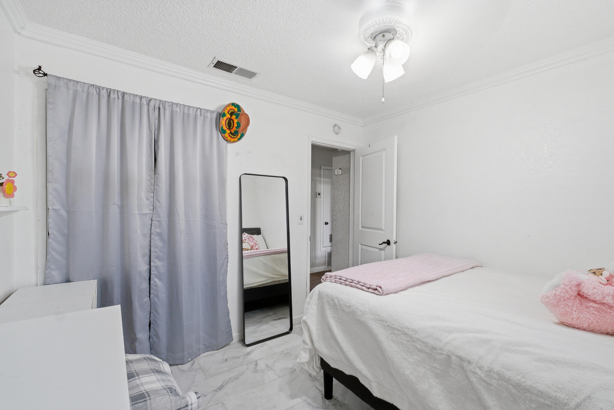 751 W Westfield Ave, Porterville, CA 93257