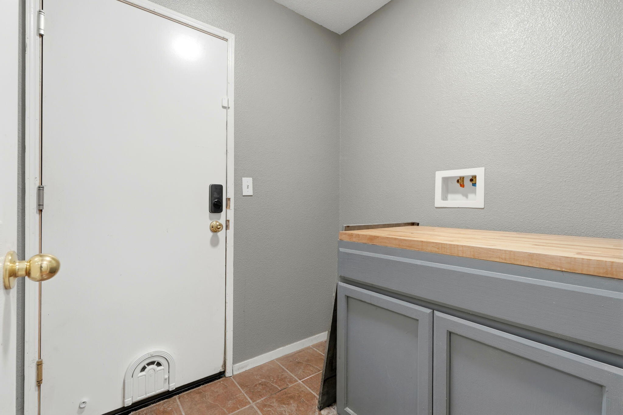 226 N Amador St, Visalia, CA 93292