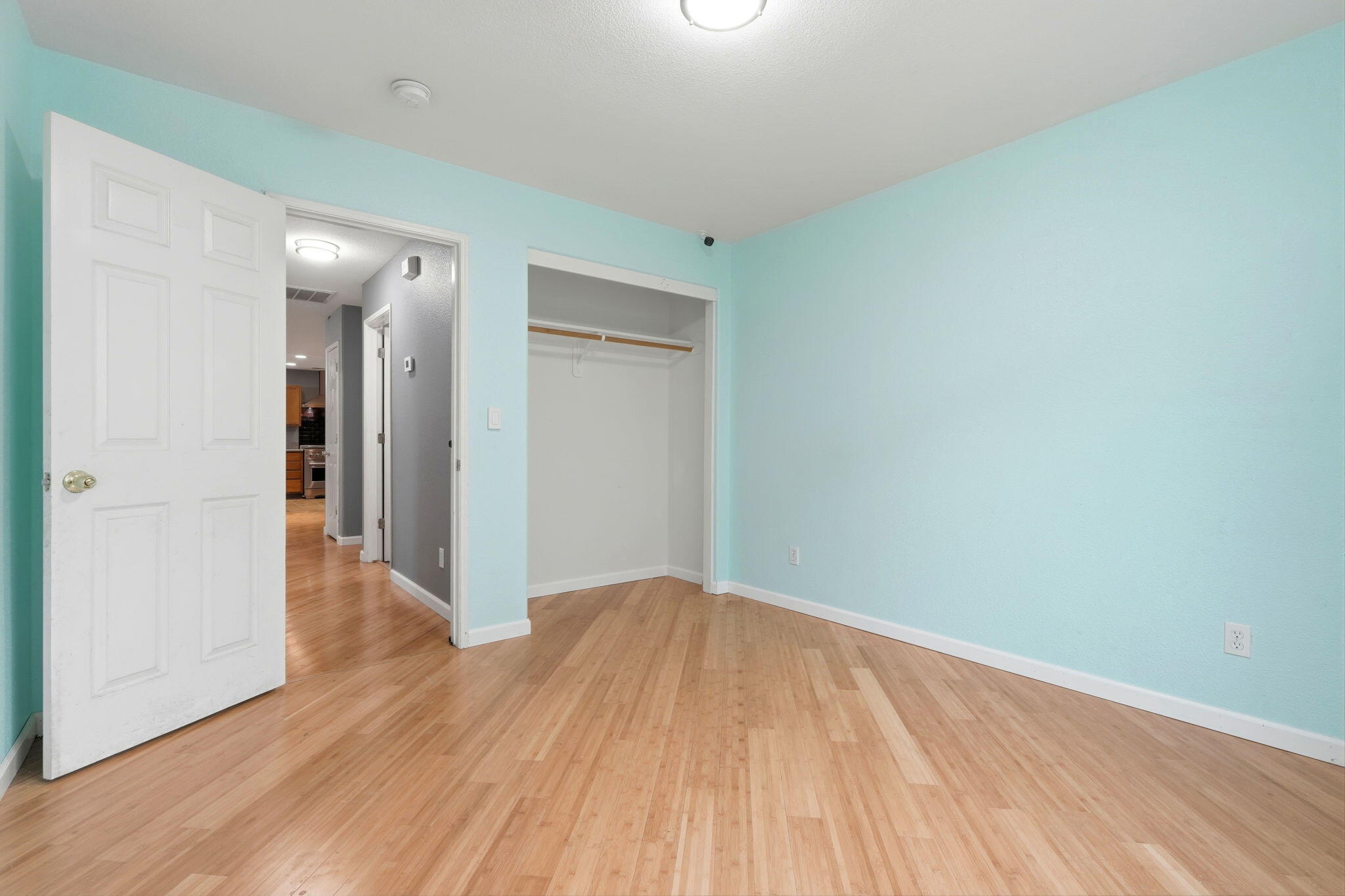 226 N Amador St, Visalia, CA 93292