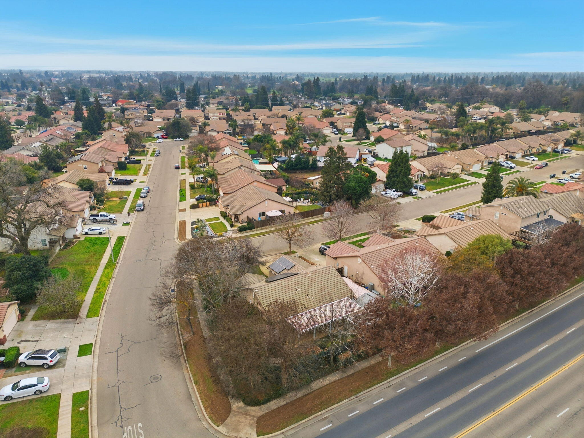 226 N Amador St, Visalia, CA 93292