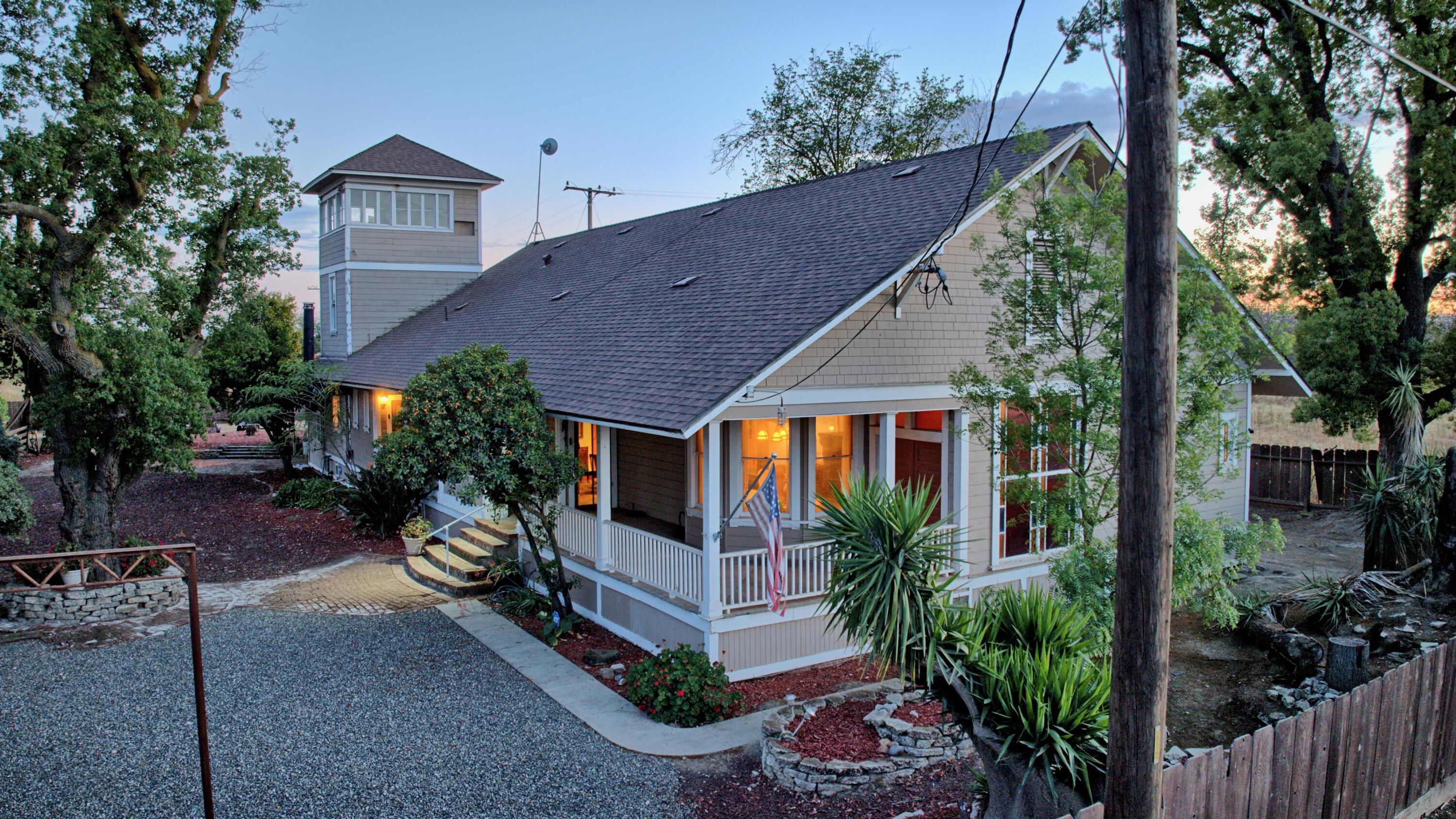 14331 Fargo Ave, Hanford, CA 93230