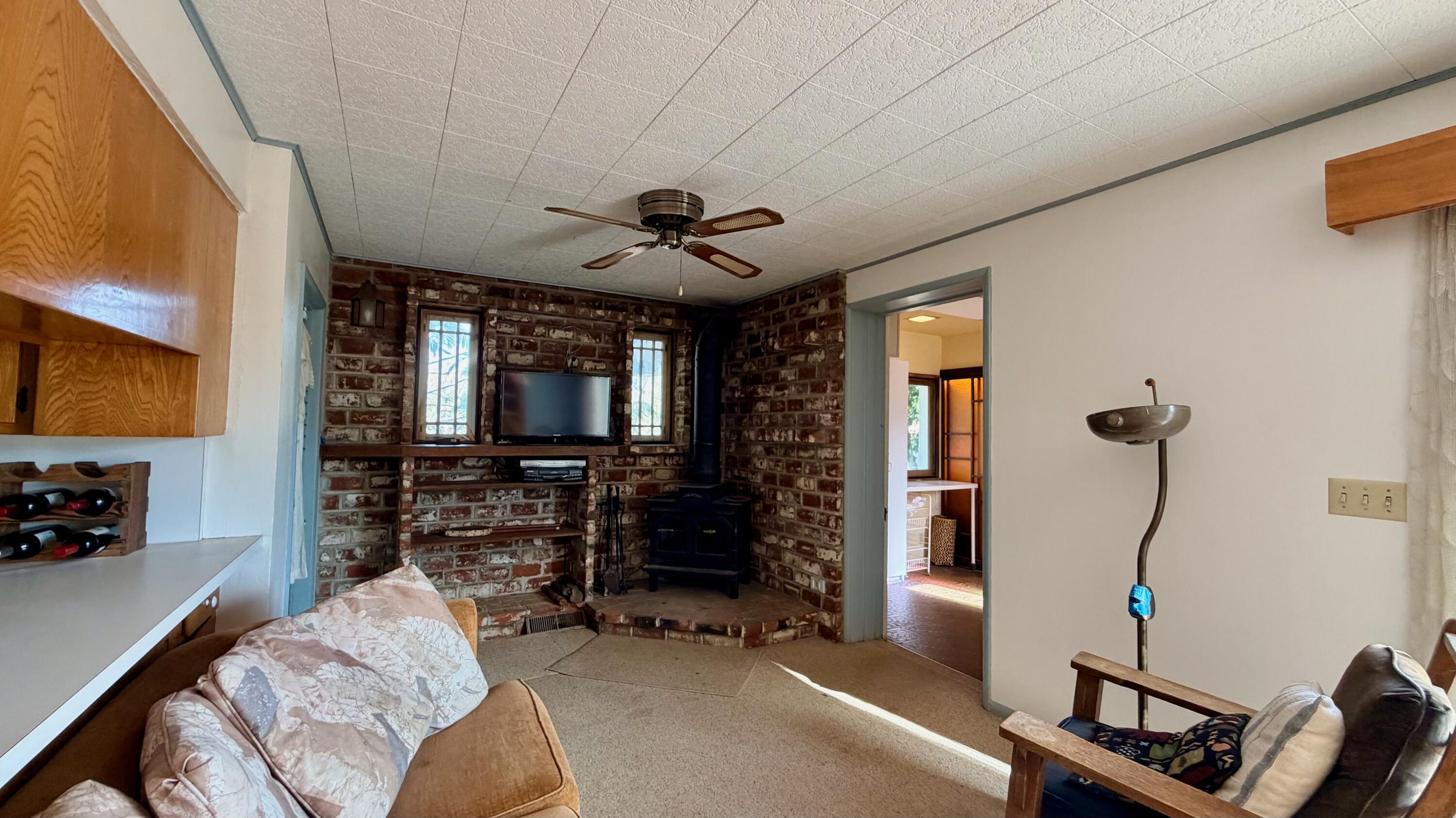 14331 Fargo Ave, Hanford, CA 93230