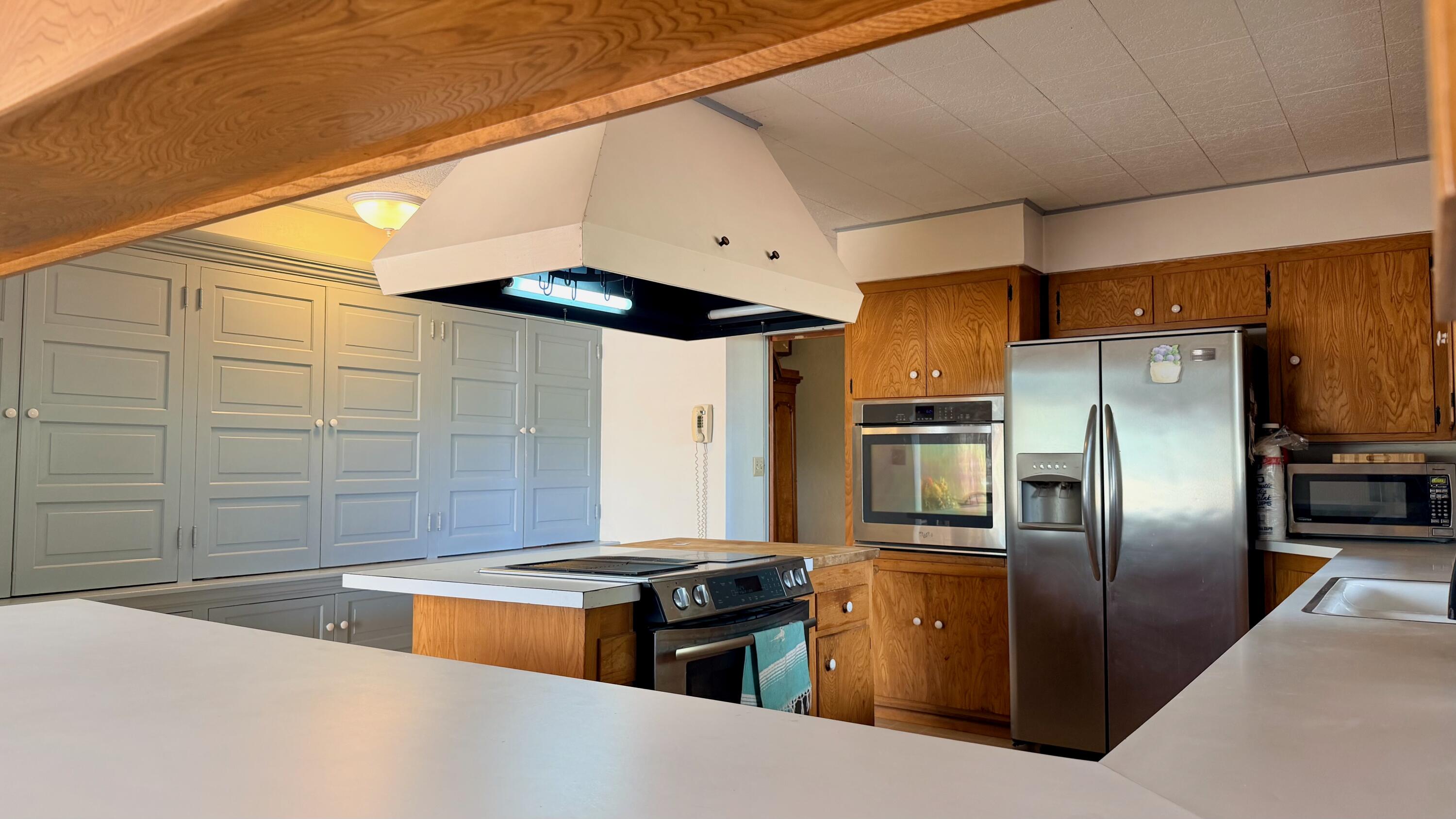 14331 Fargo Ave, Hanford, CA 93230