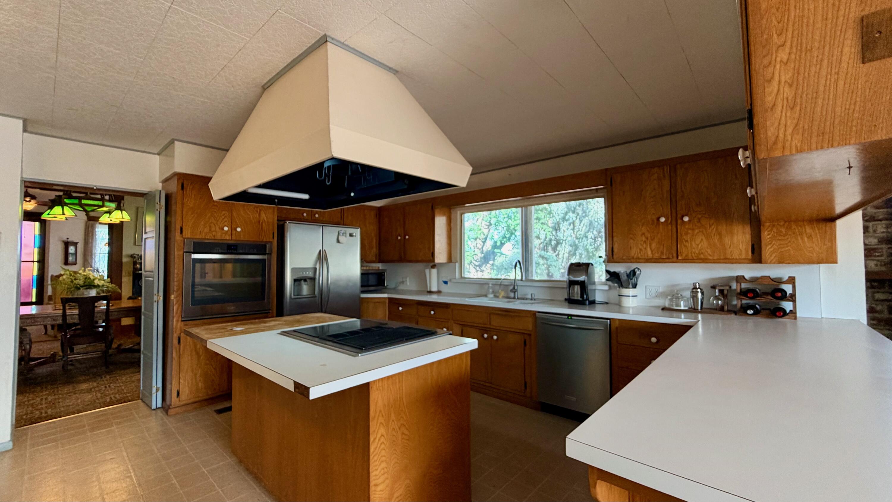 14331 Fargo Ave, Hanford, CA 93230