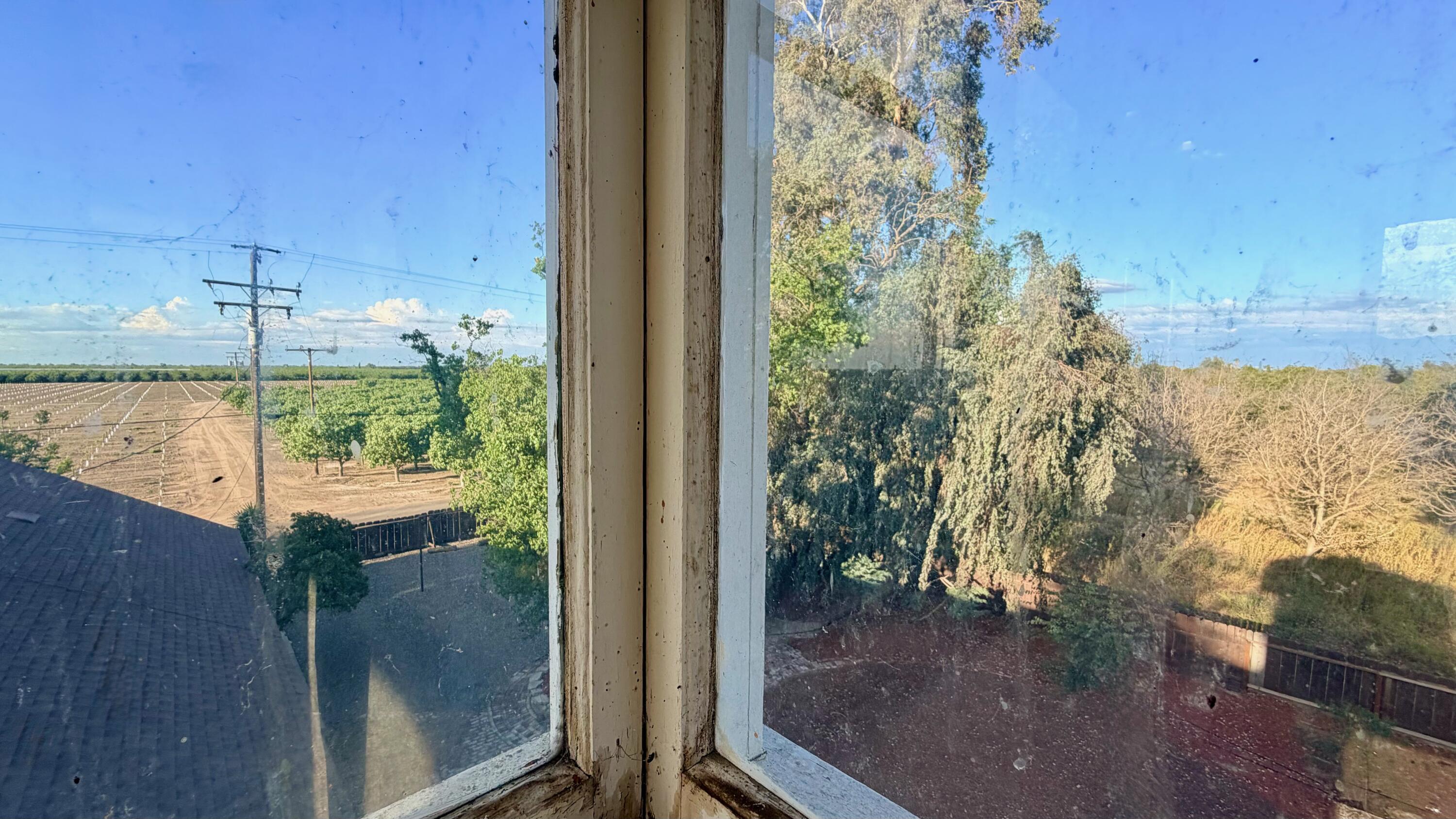 14331 Fargo Ave, Hanford, CA 93230