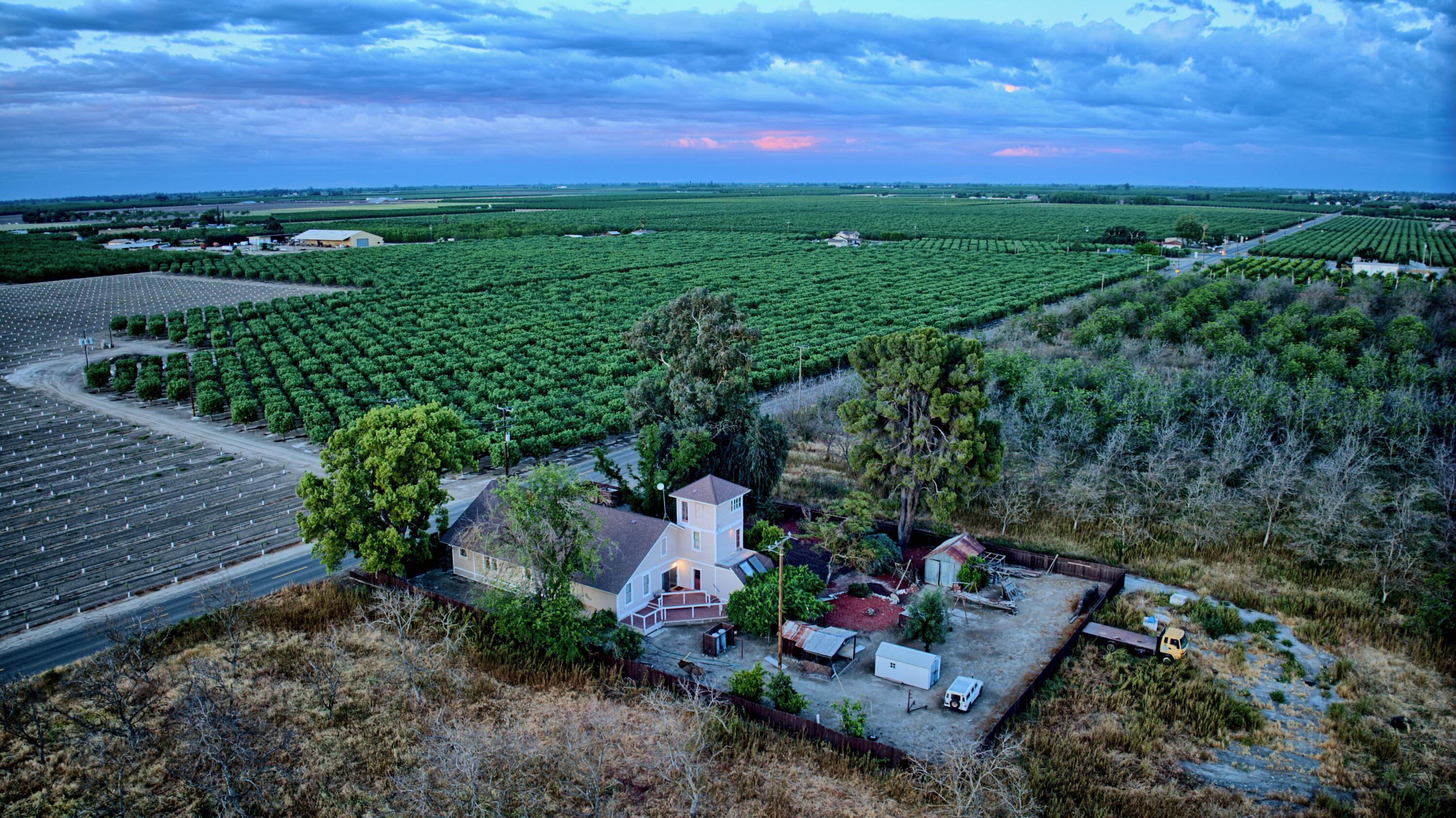 14331 Fargo Ave, Hanford, CA 93230