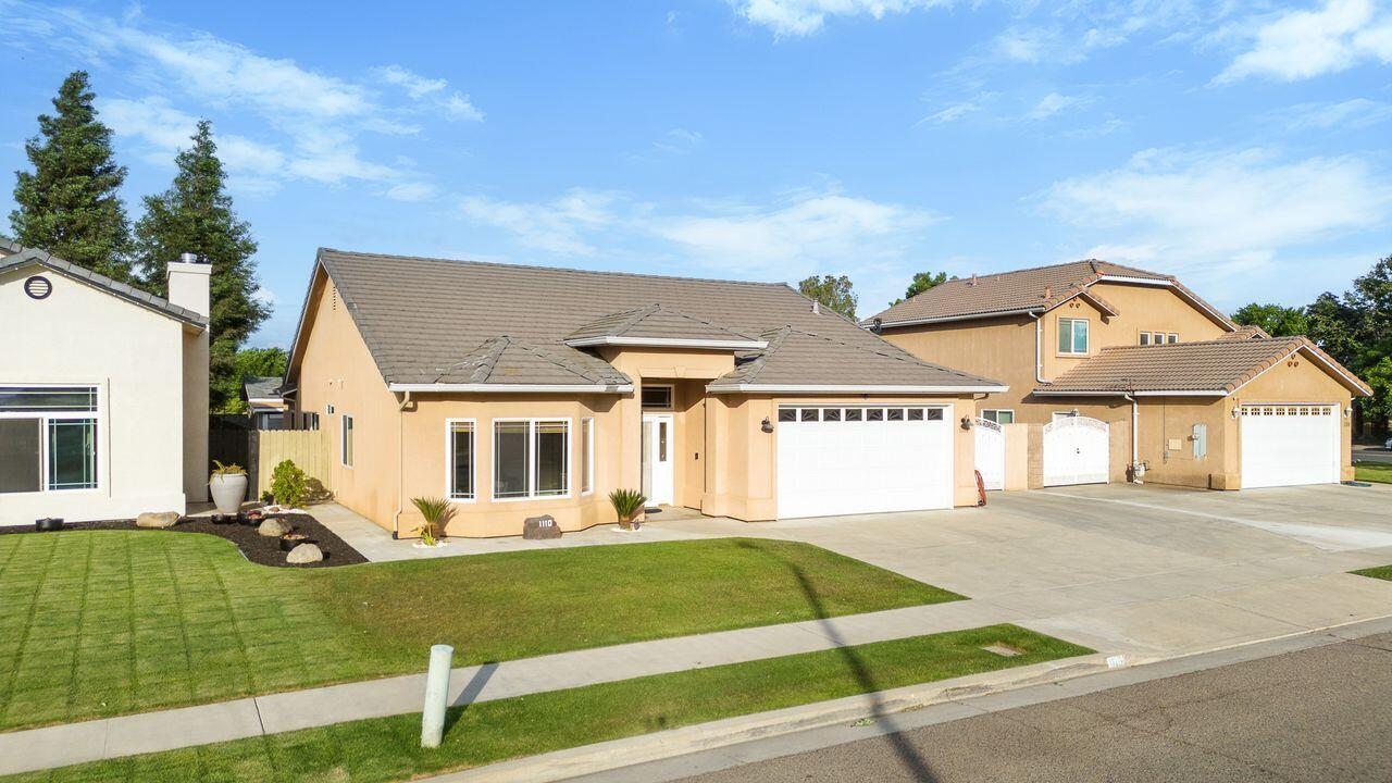 1110 Lincoln St, Tulare, CA 93274