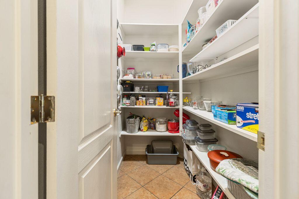 1110 Lincoln St, Tulare, CA 93274