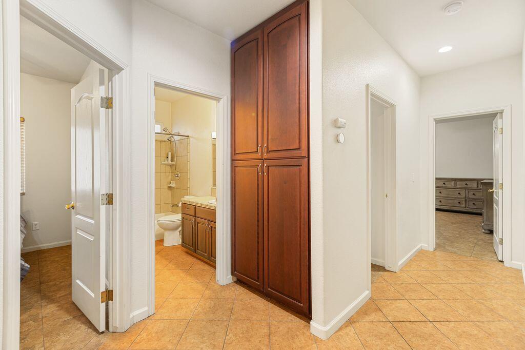 1110 Lincoln St, Tulare, CA 93274