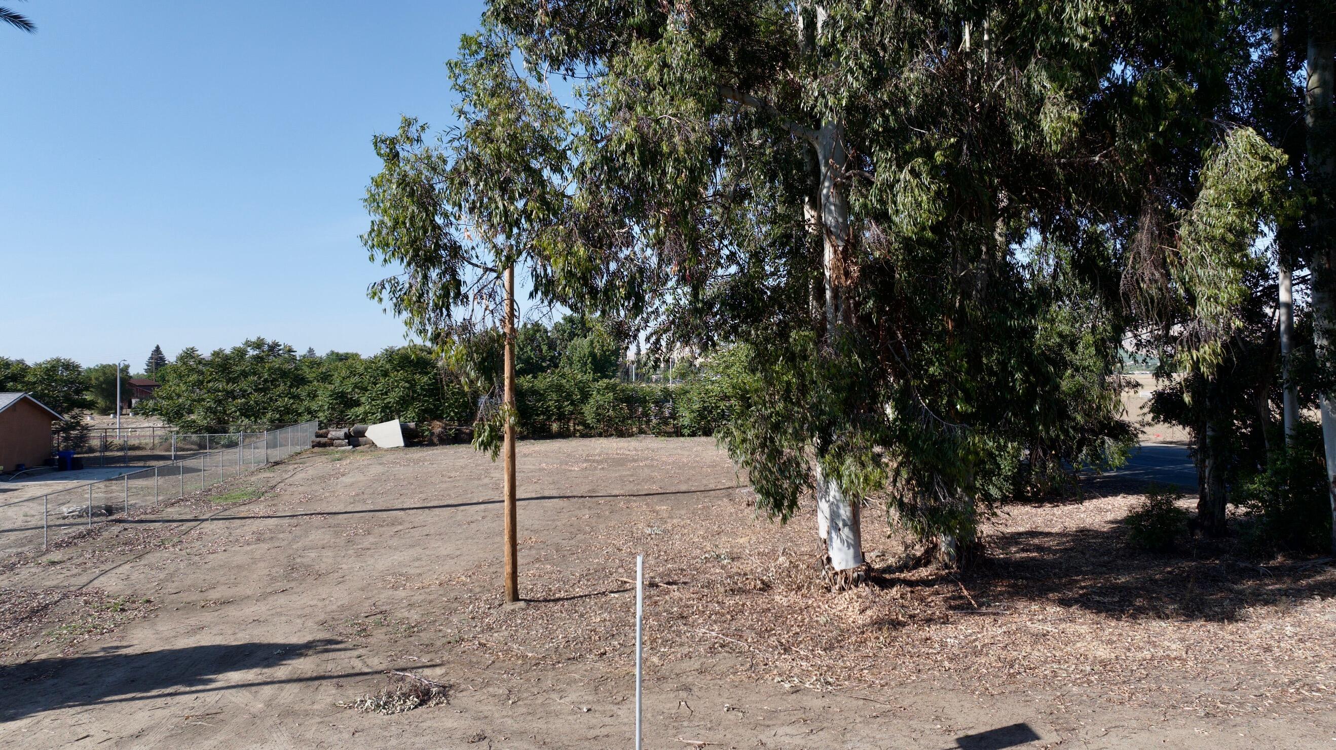 356 E Worth, Porterville, CA 93257