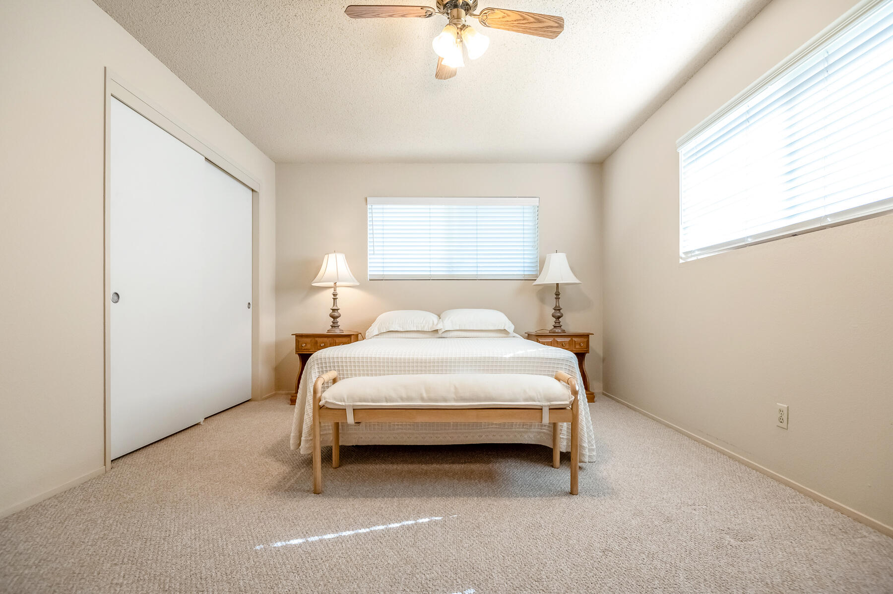 650 W Princeton Ct, Visalia, CA 93277