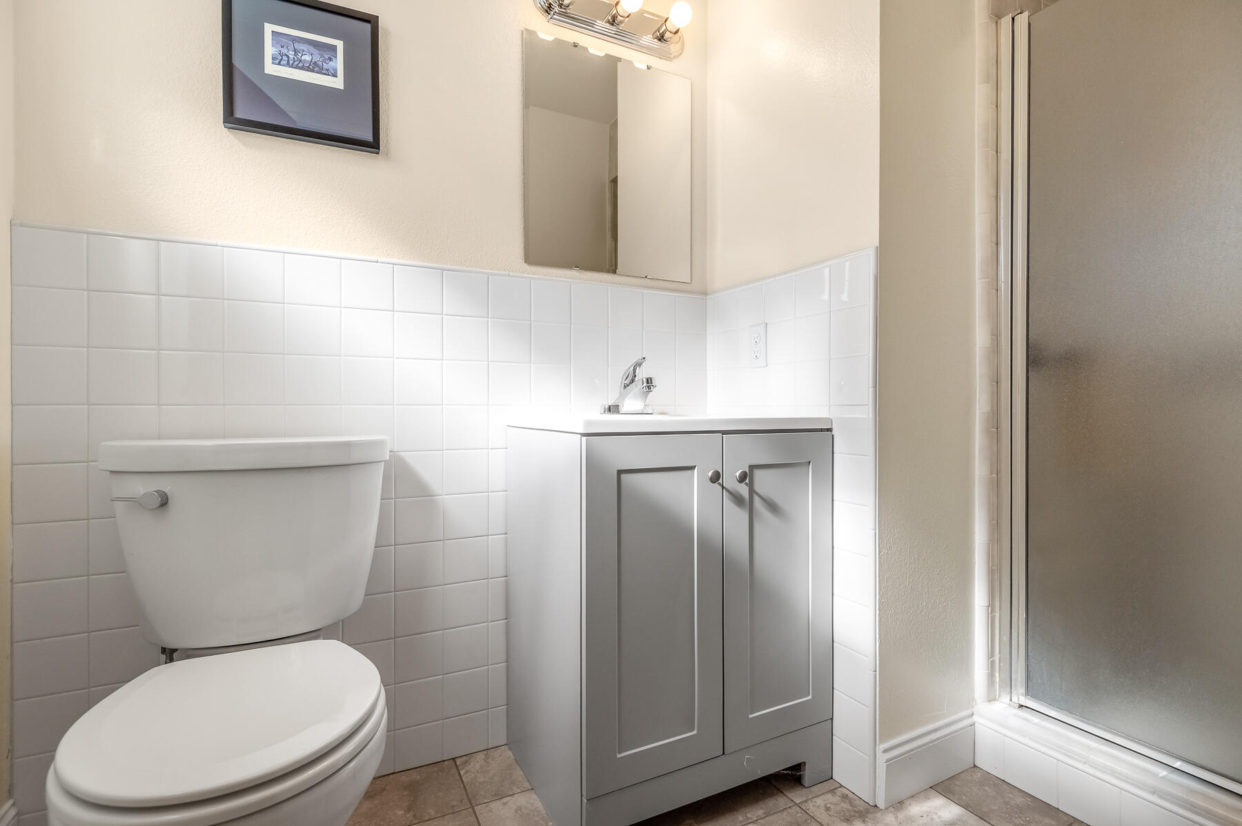 650 W Princeton Ct, Visalia, CA 93277