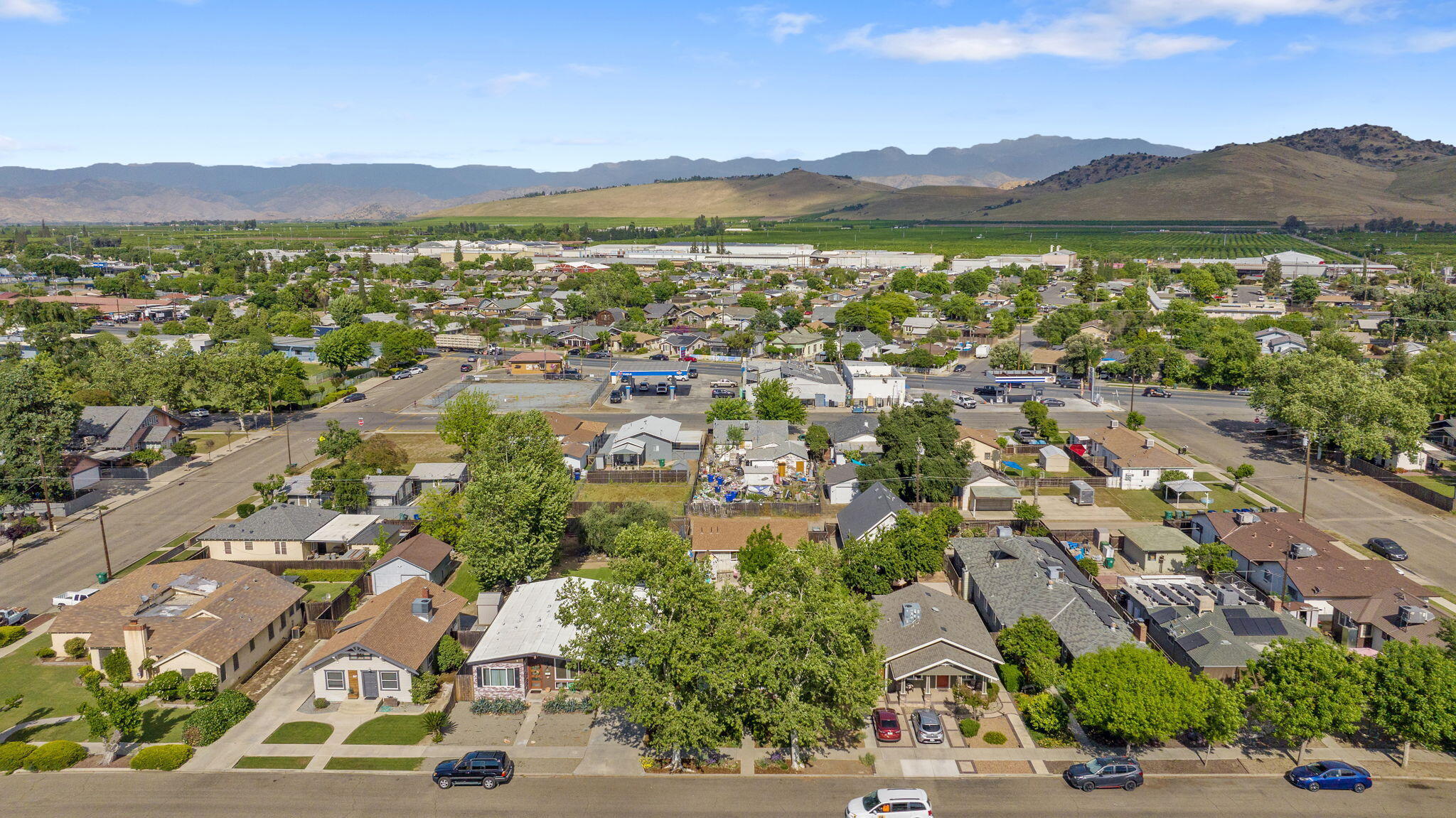 533 S E St, Exeter, CA 93221