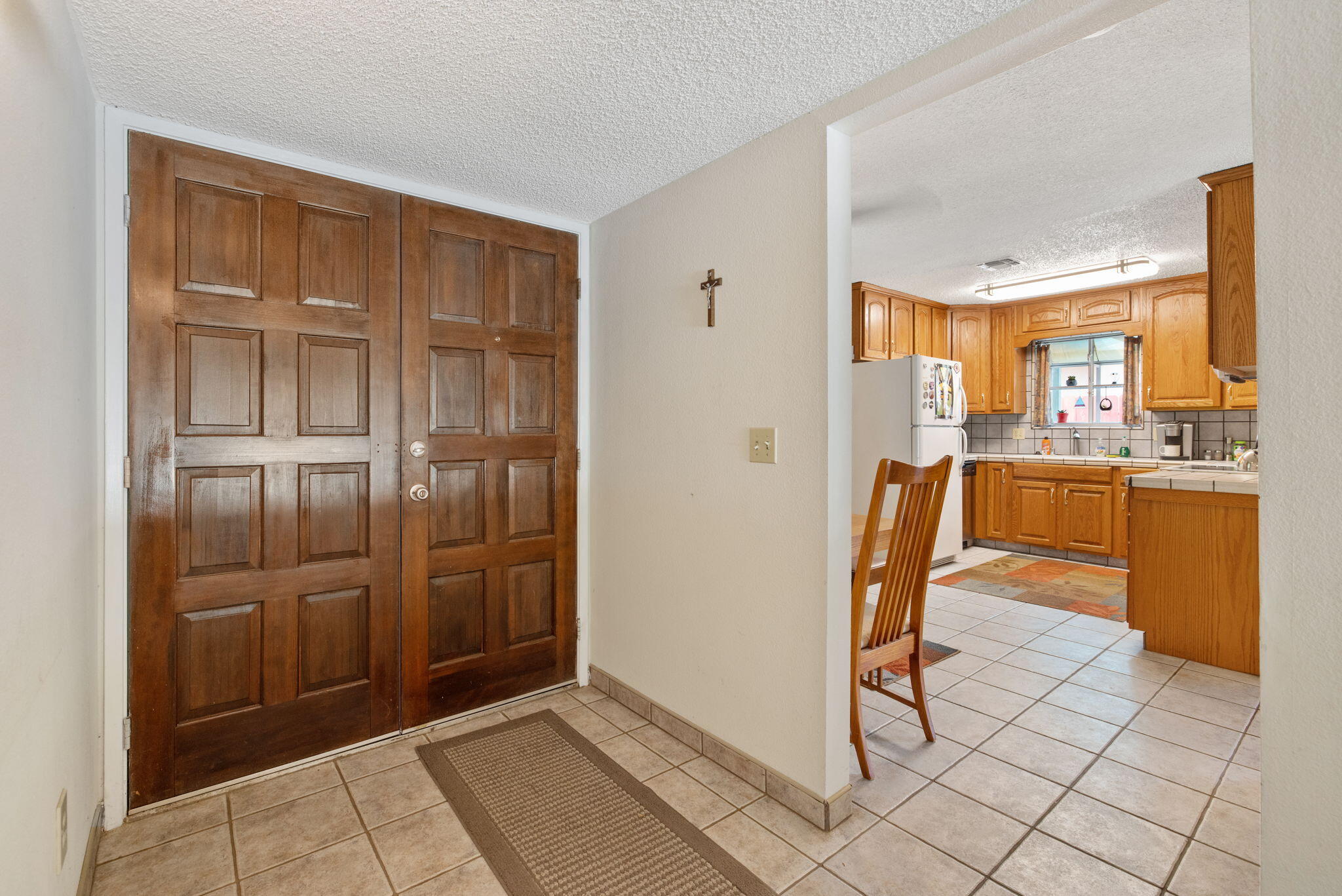 2323 S Dollner St, Visalia, CA 93277