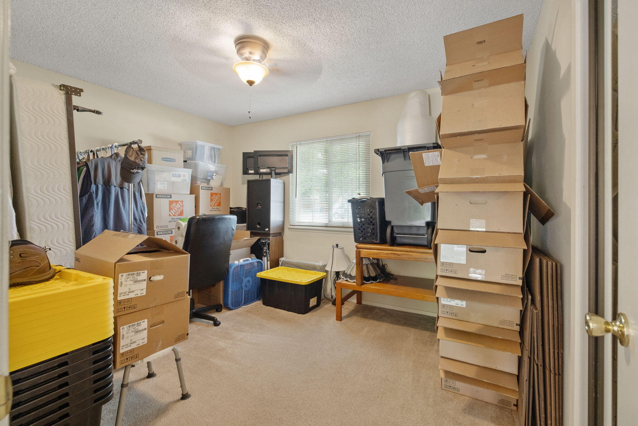 2323 S Dollner St, Visalia, CA 93277