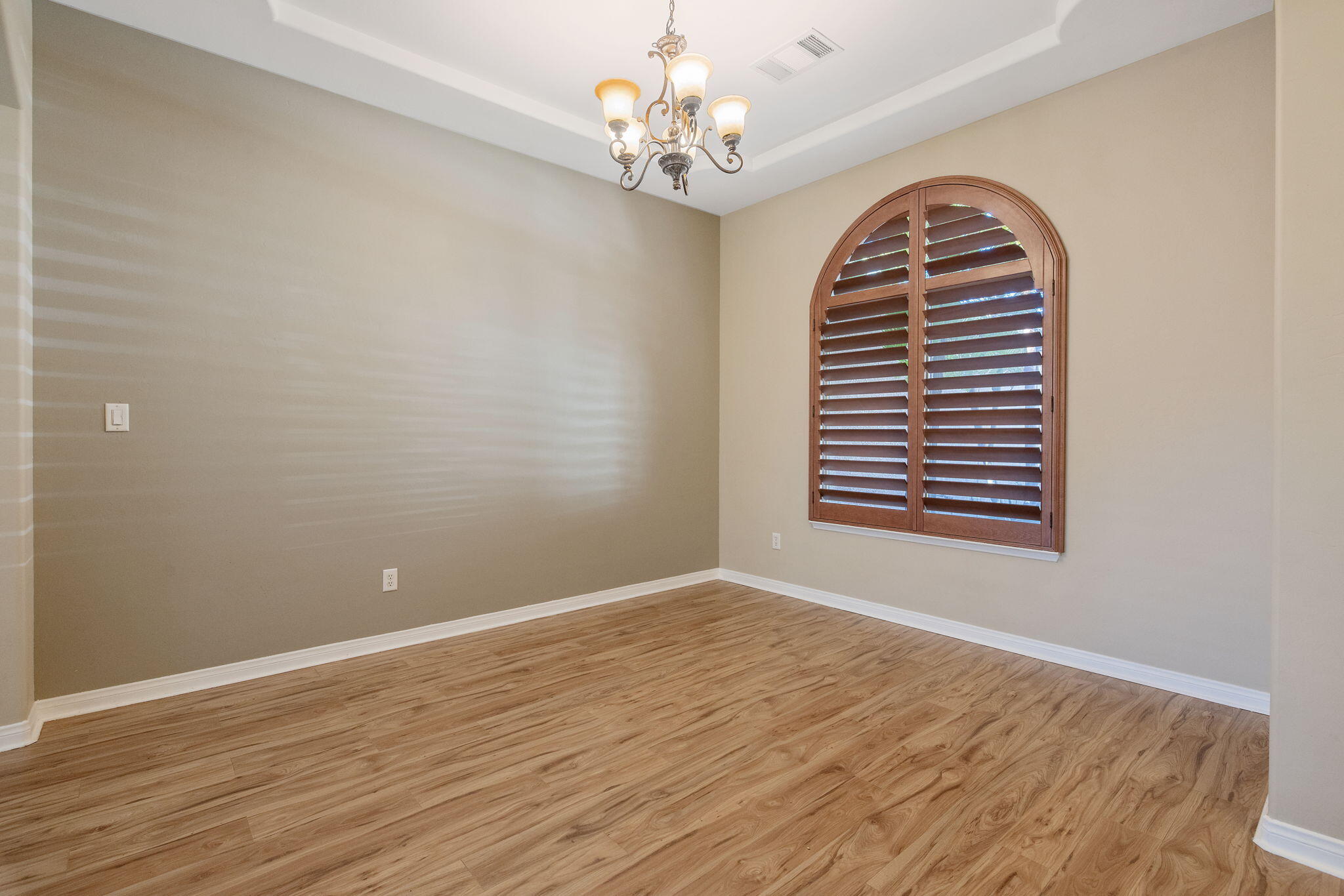 11305 Andretti Ave, Bakersfield, CA 93312