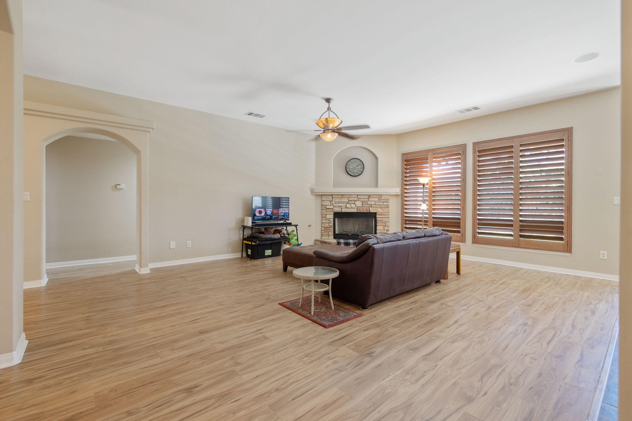 11305 Andretti Ave, Bakersfield, CA 93312