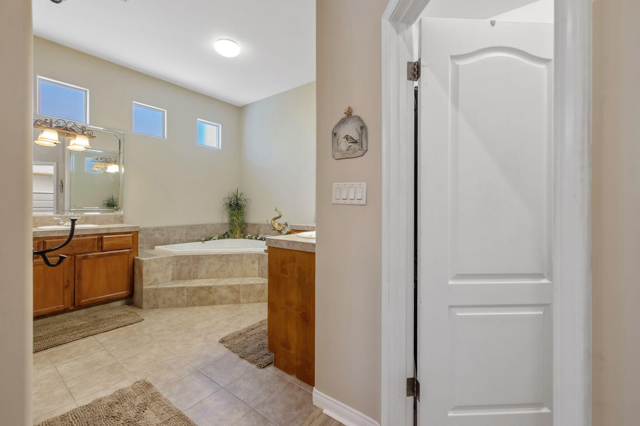 11305 Andretti Ave, Bakersfield, CA 93312