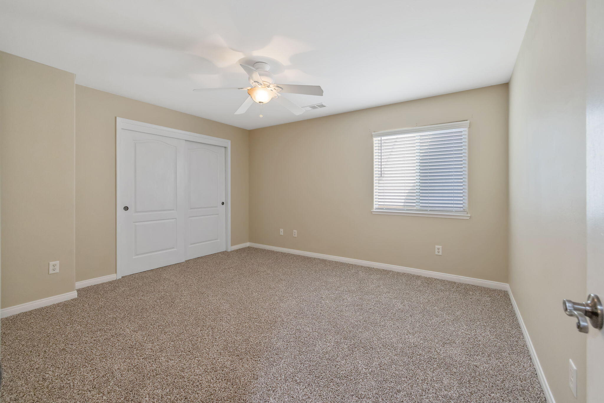 11305 Andretti Ave, Bakersfield, CA 93312