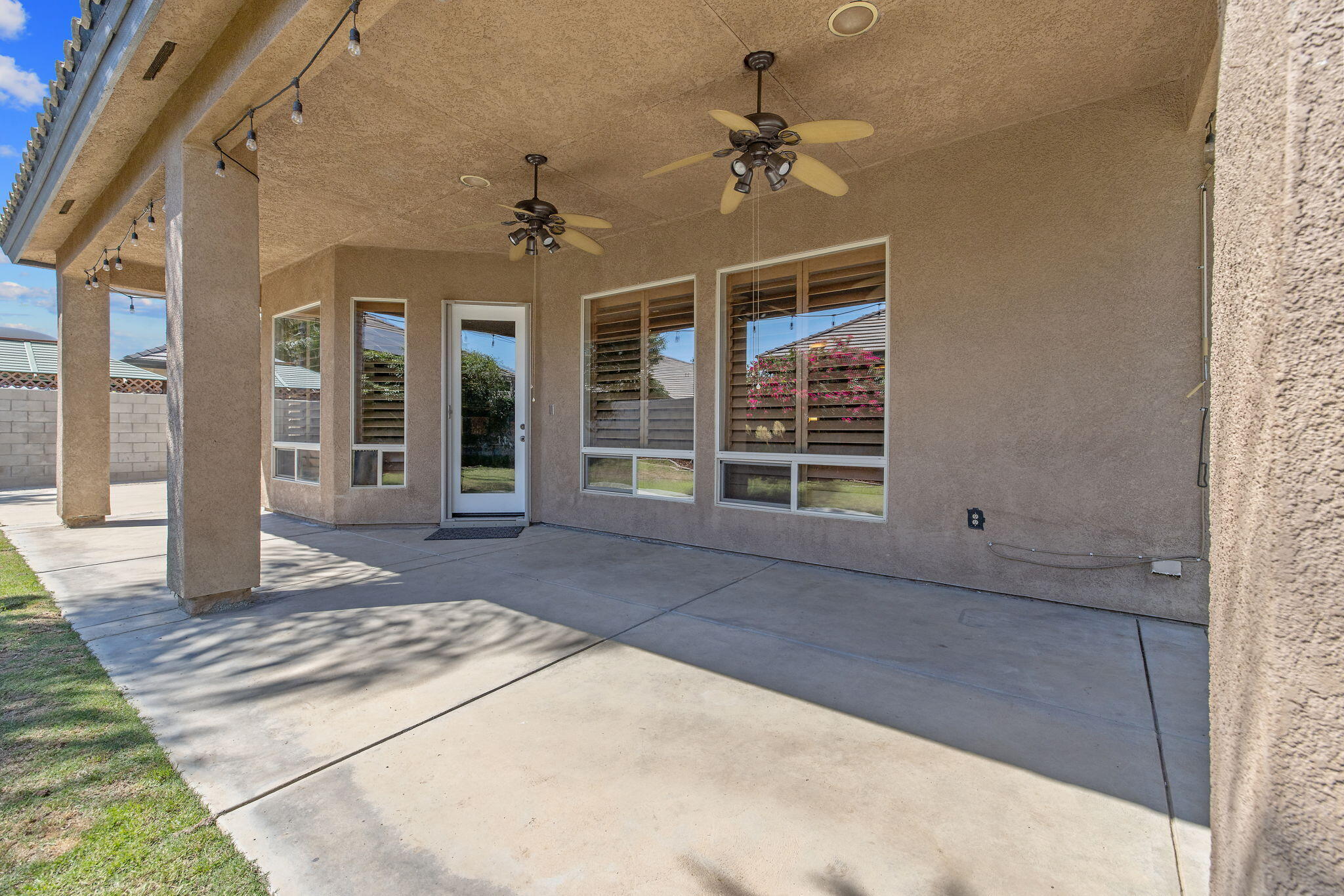 11305 Andretti Ave, Bakersfield, CA 93312